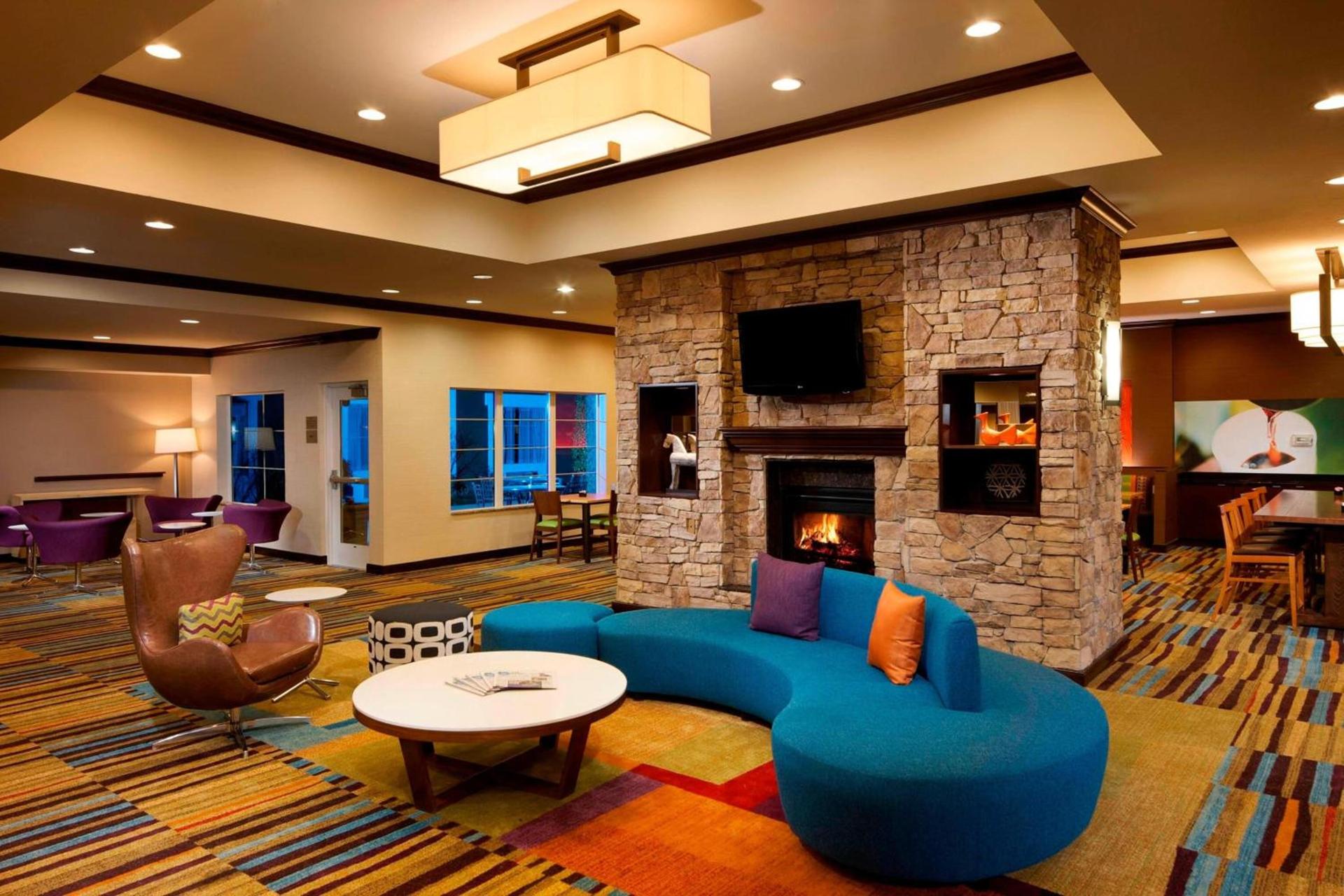 Fairfield Inn & Suites Houston Intercontinental Airport photo 2