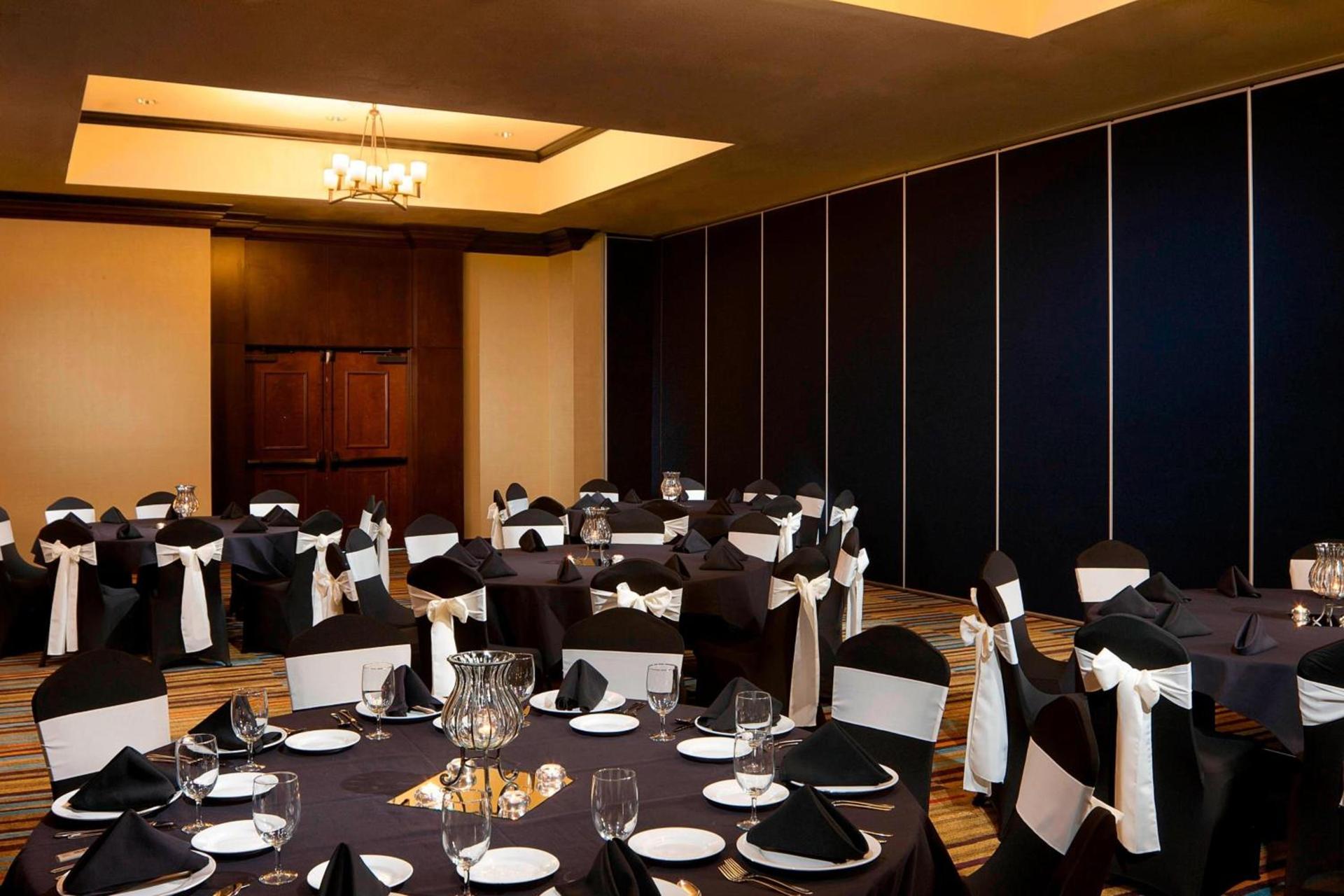 Fairfield Inn & Suites Houston Intercontinental Airport photo 24