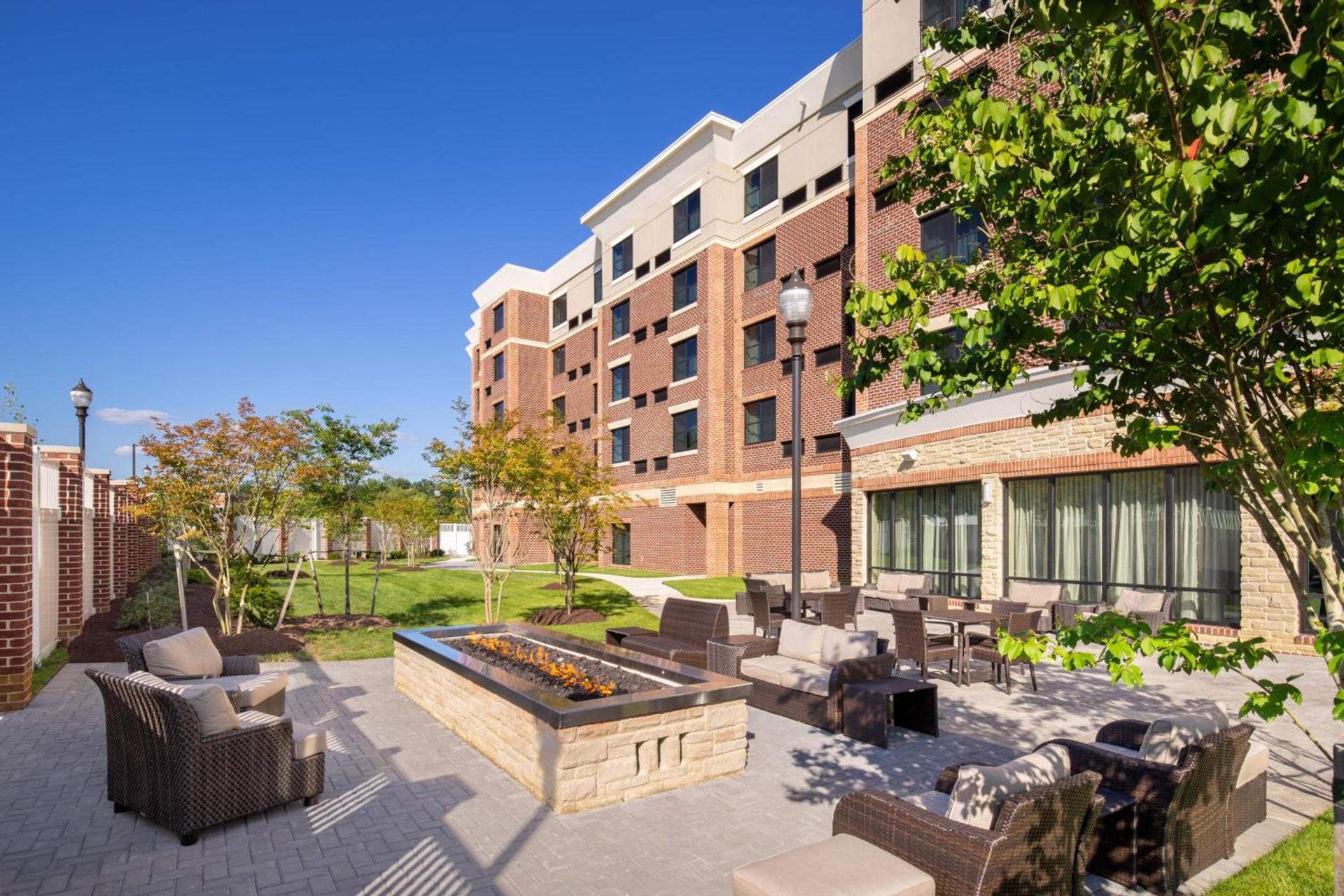 Courtyard by Marriott Bowie photo 12