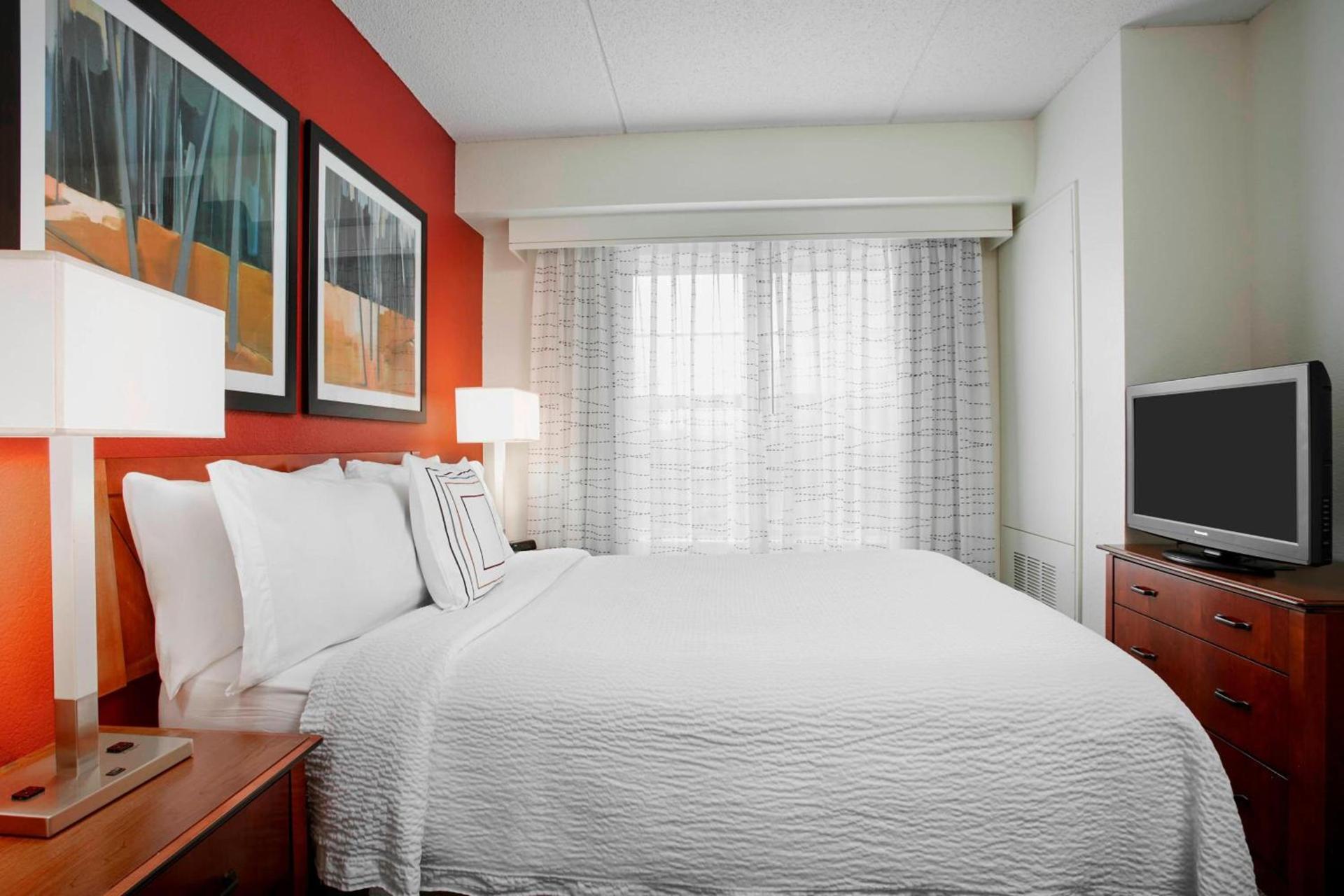 Residence Inn by Marriott Chicago Schaumburg/Woodfield Mall photo 9