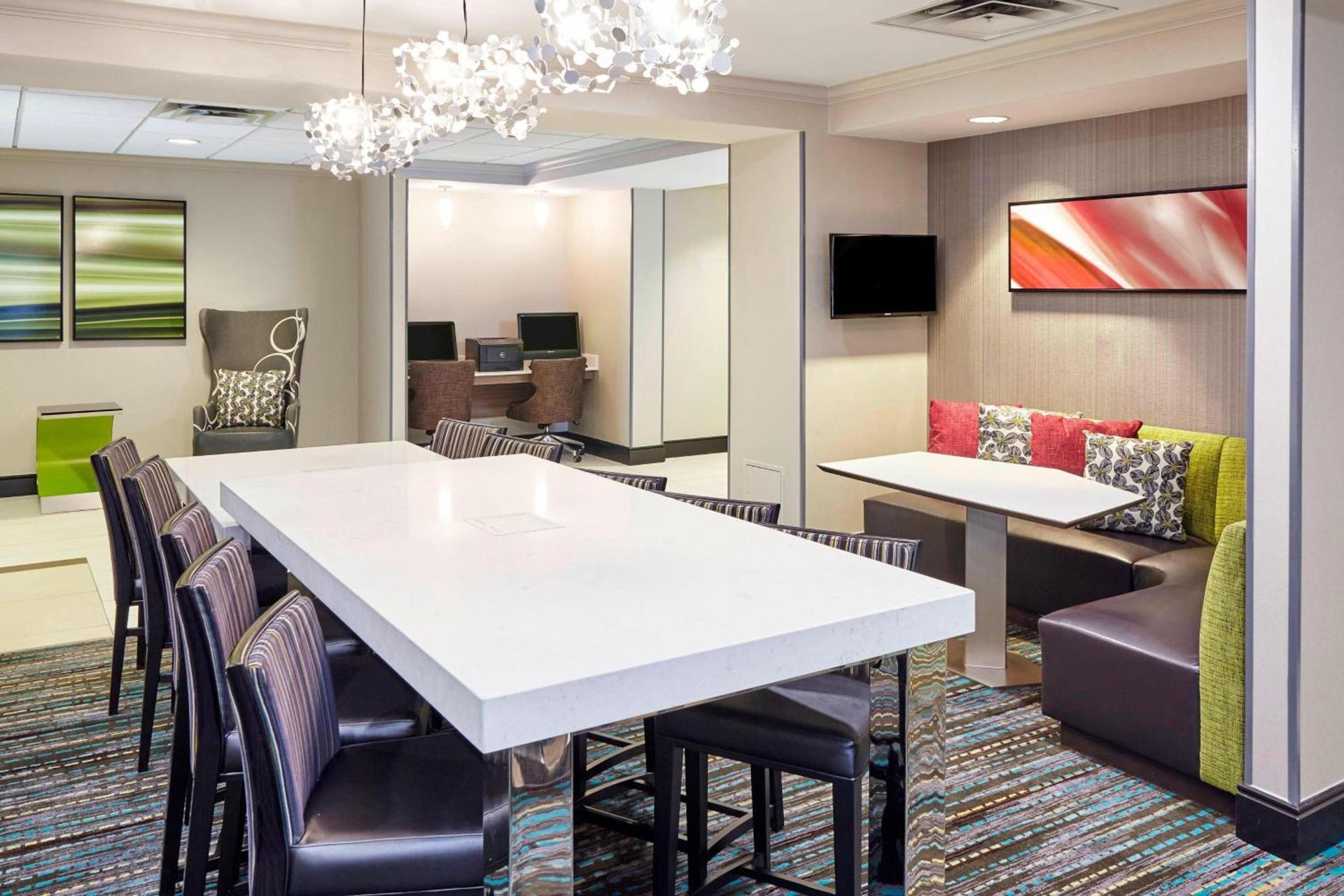 Residence Inn by Marriott Chicago Schaumburg/Woodfield Mall photo 5