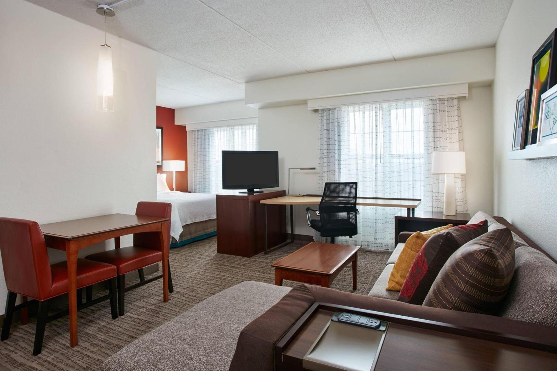 Residence Inn by Marriott Chicago Schaumburg/Woodfield Mall photo 8