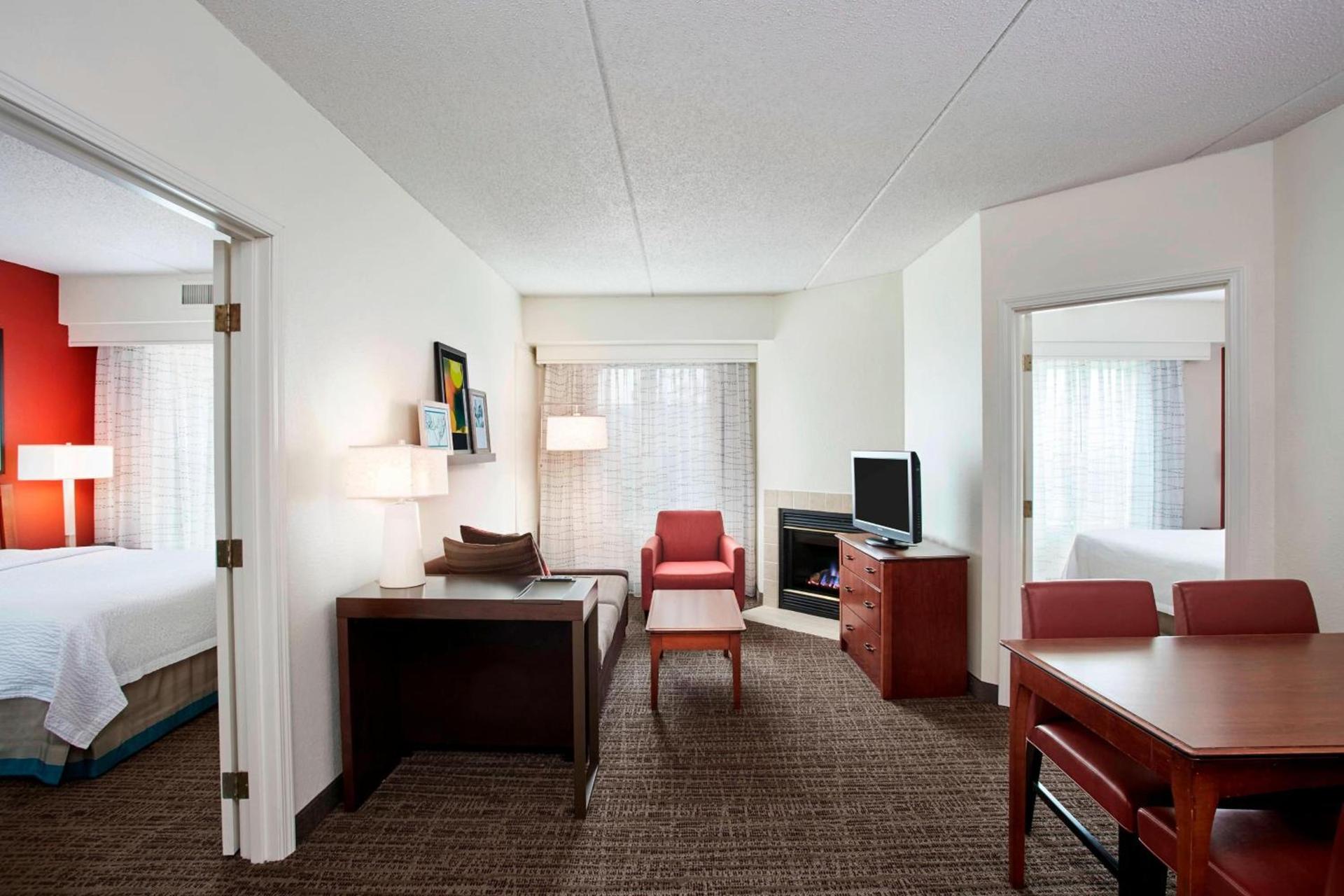 Residence Inn by Marriott Chicago Schaumburg/Woodfield Mall photo 12