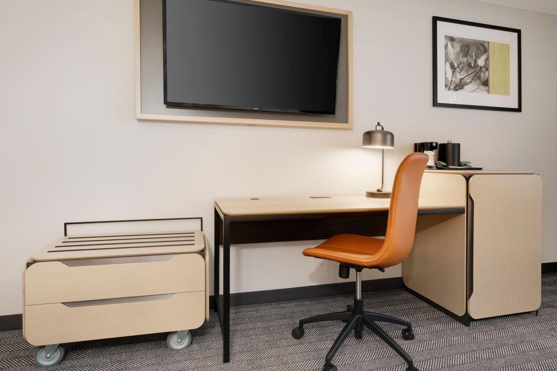 Courtyard by Marriott Indianapolis South photo 6