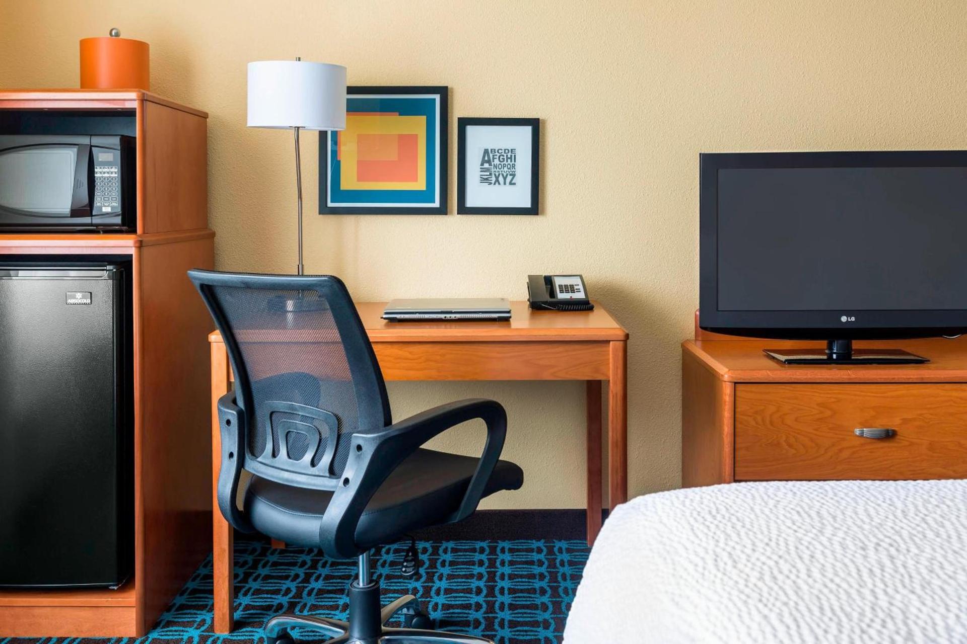 Fairfield Inn Muncie photo 6