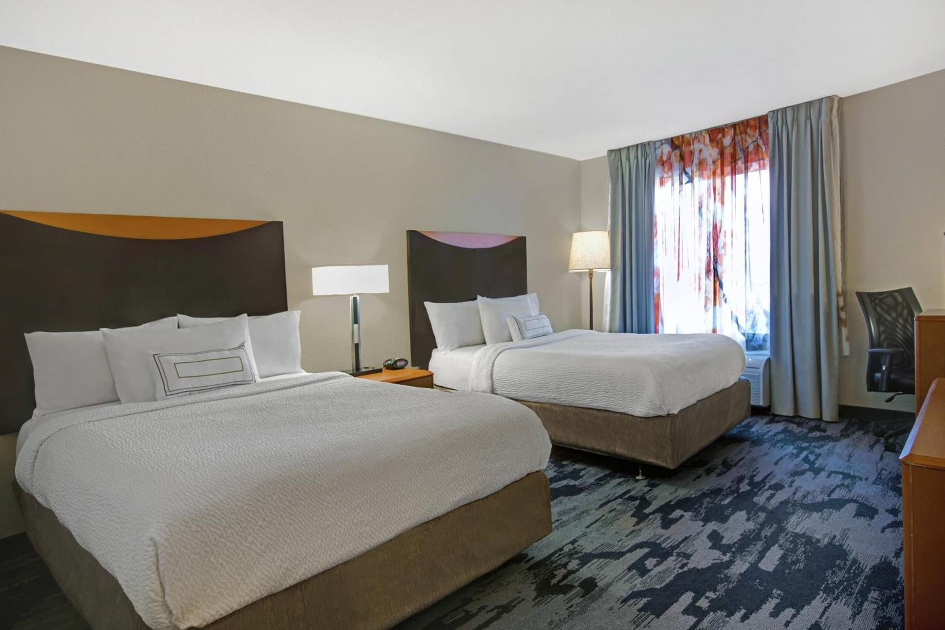 Fairfield Inn and Suites Carlsbad photo 8
