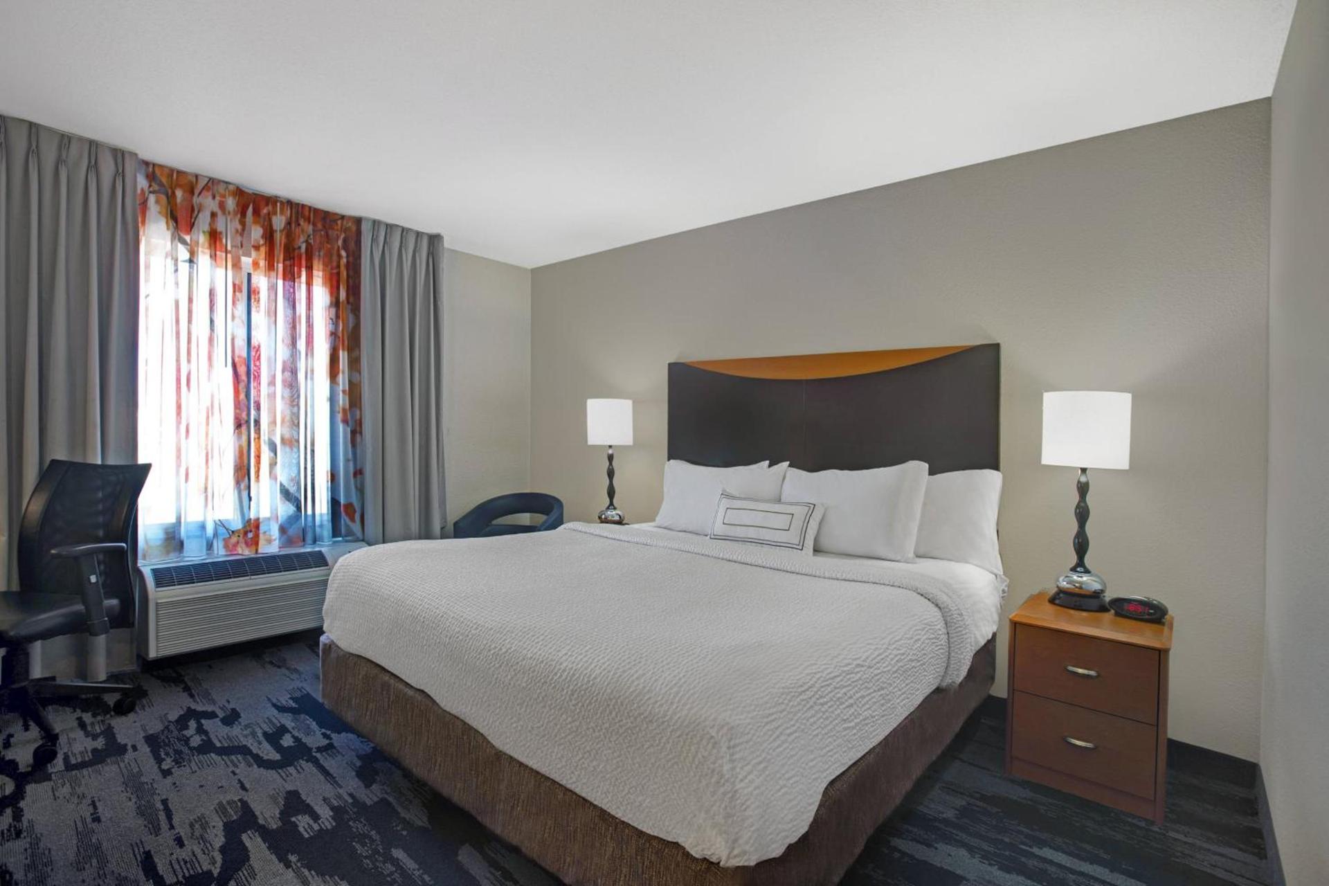 Fairfield Inn and Suites Carlsbad photo 12