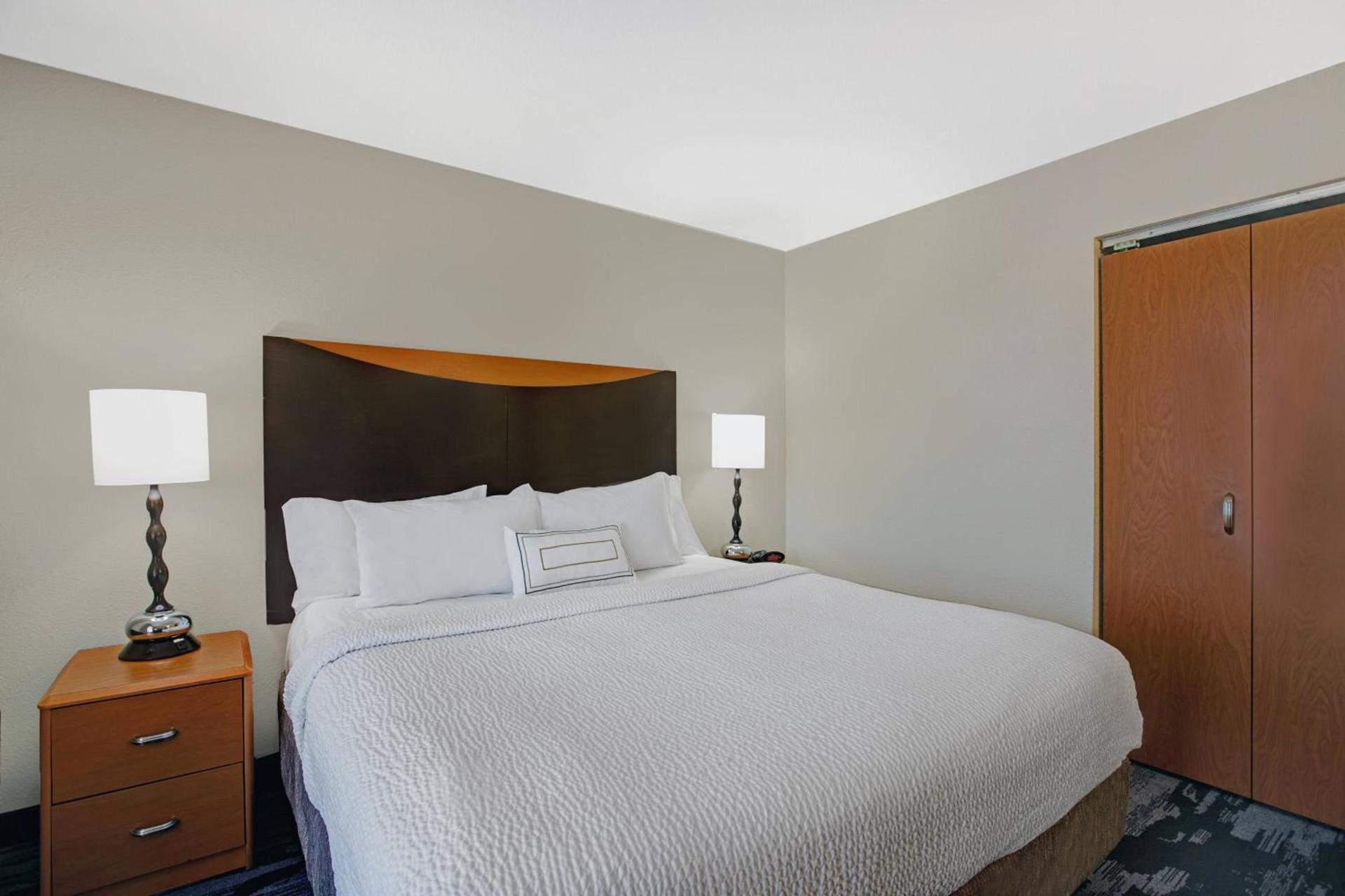 Fairfield Inn and Suites Carlsbad photo 13