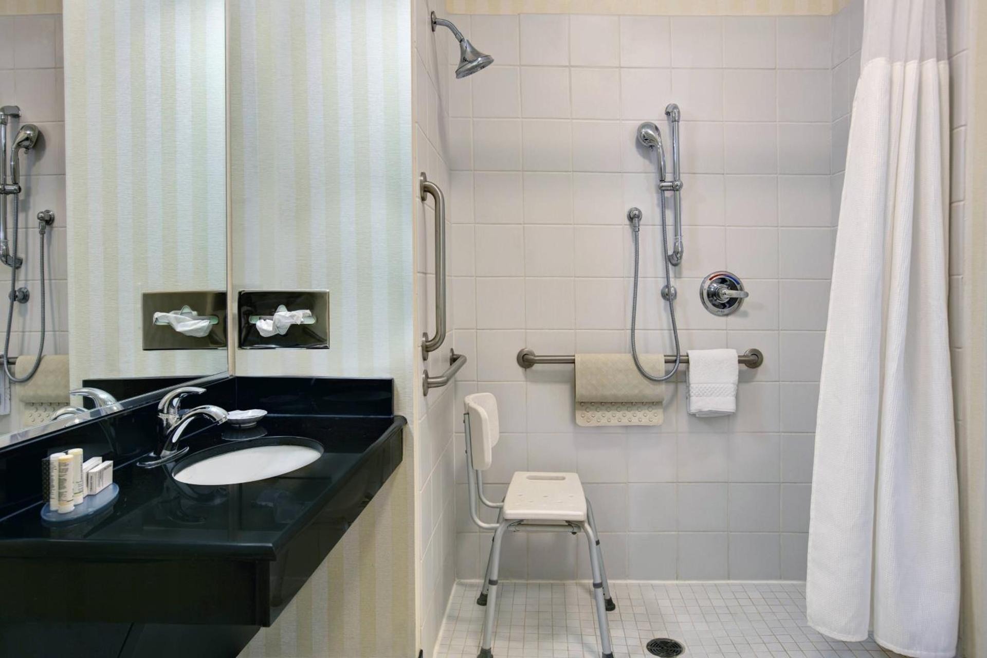 Fairfield Inn and Suites Carlsbad photo 18