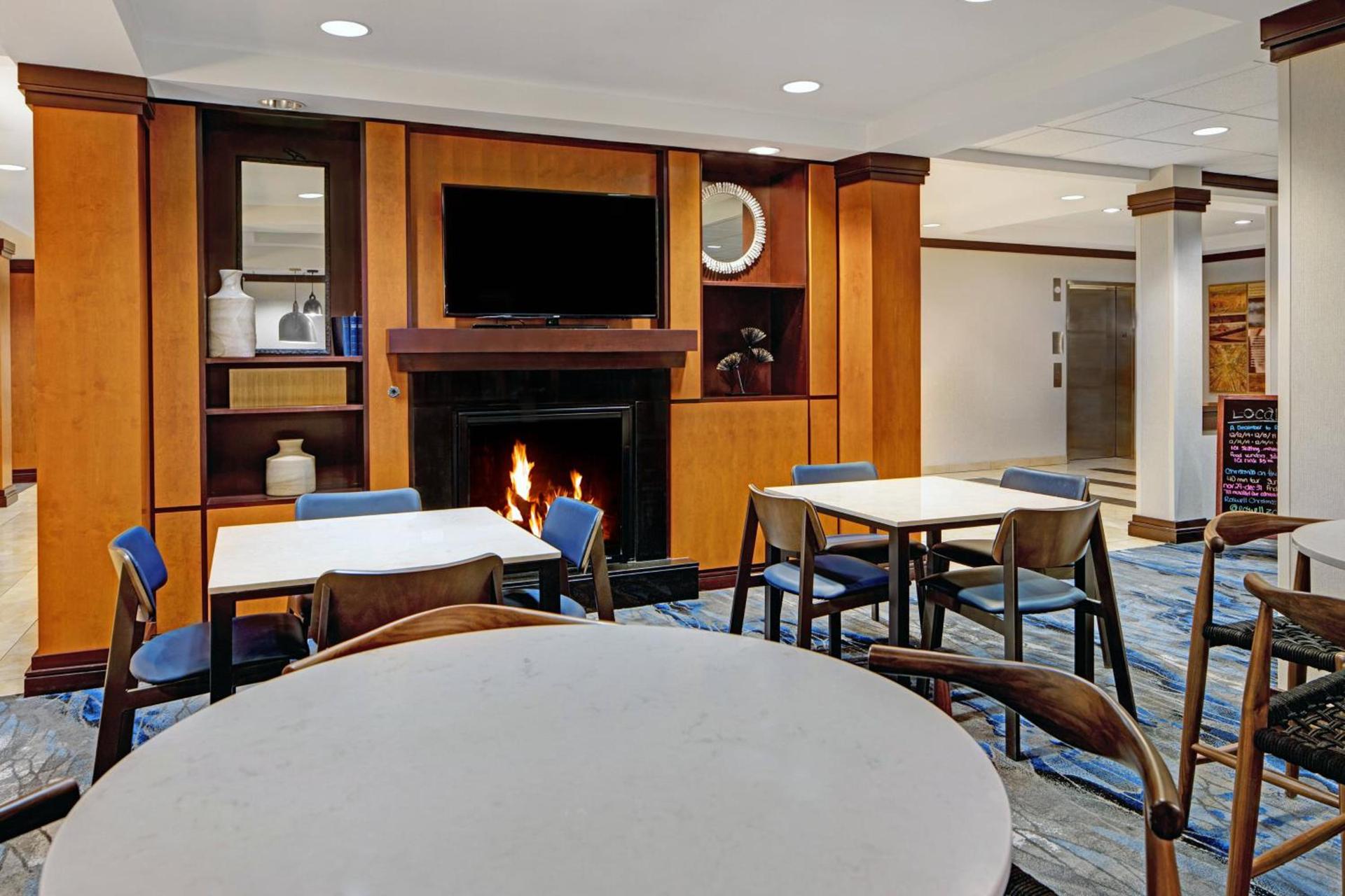 Fairfield Inn and Suites Carlsbad photo 35