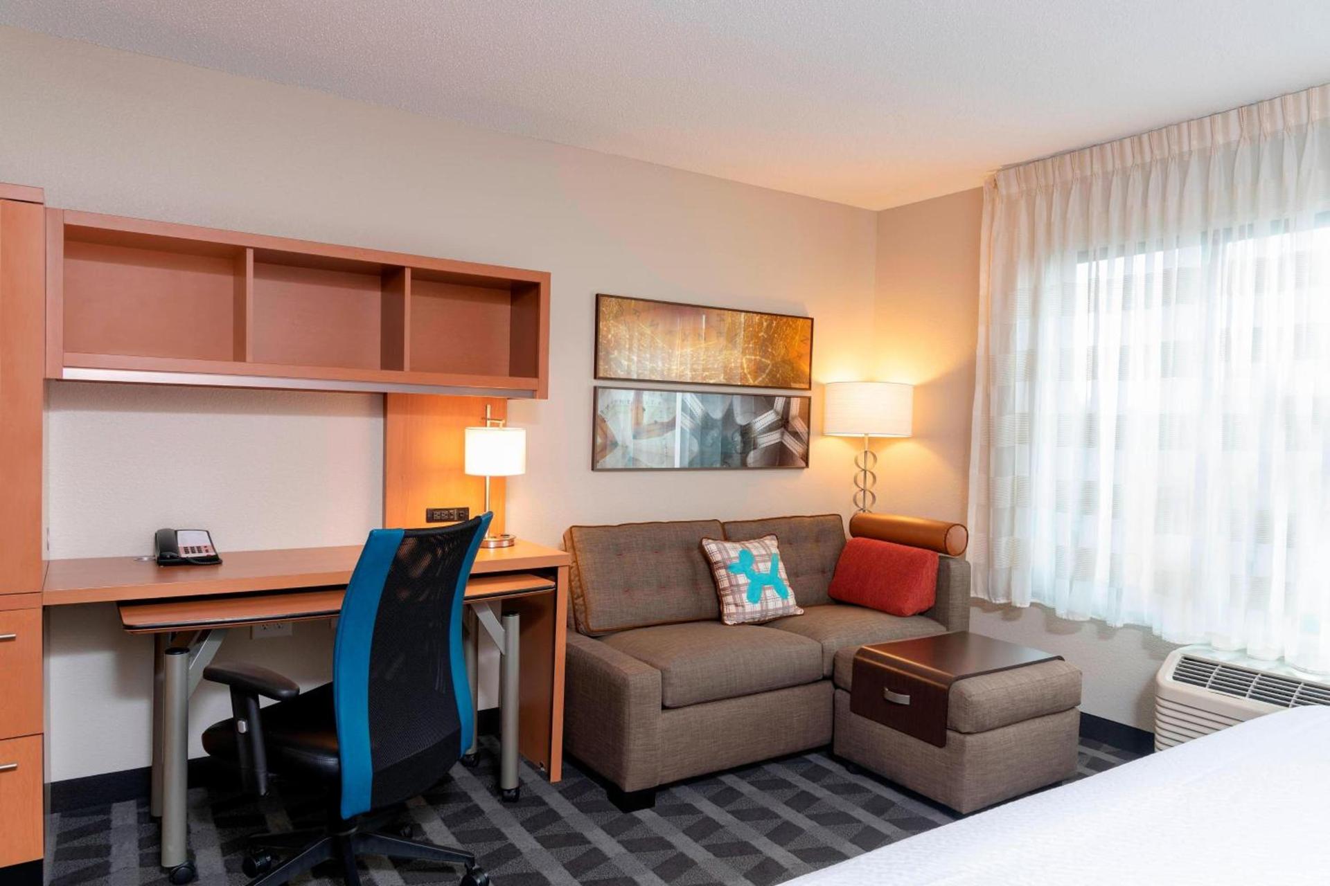 TownePlace Suites Fort Wayne North photo 8