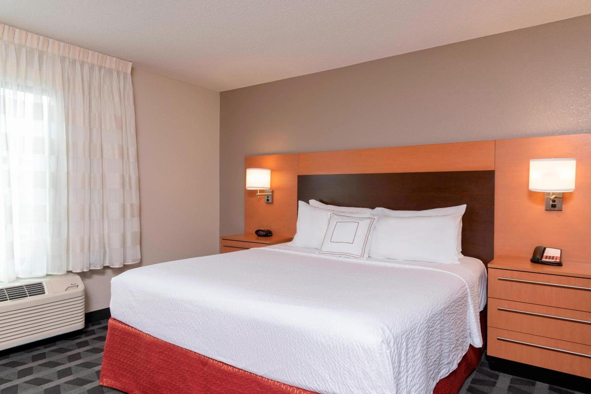 TownePlace Suites Fort Wayne North photo 7
