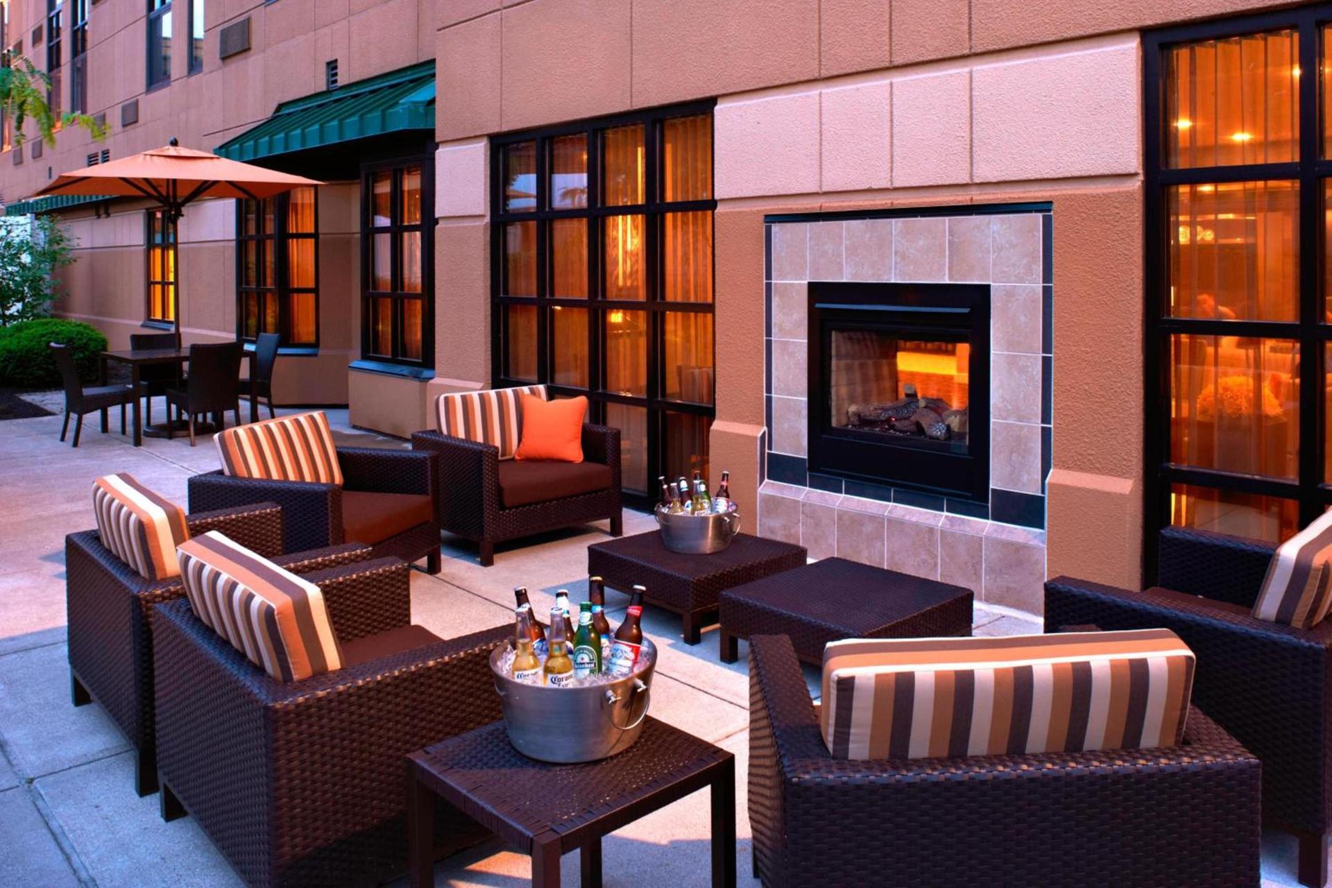 Courtyard Cincinnati Covington photo 3