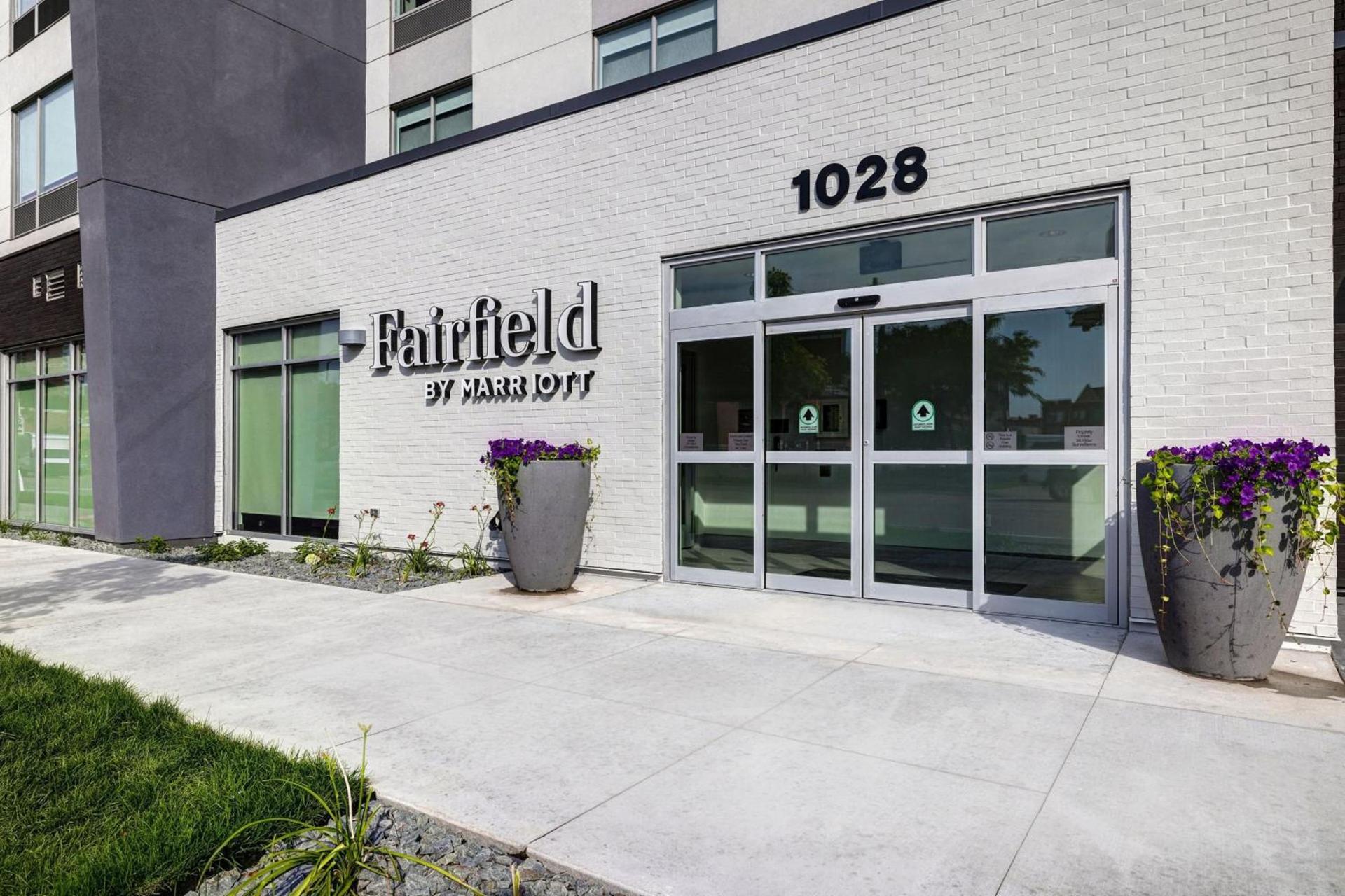 Fairfield by Marriott Inn & Suites Minneapolis Downtown photo 2
