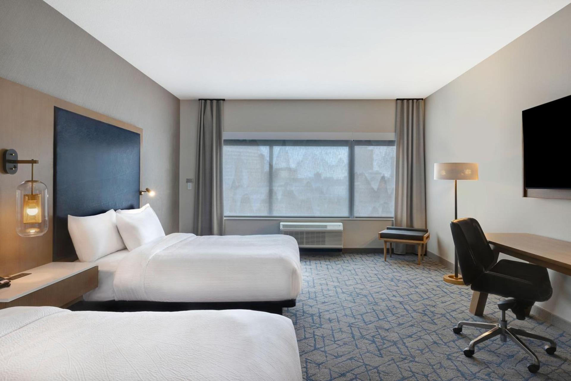 Fairfield by Marriott Inn & Suites Minneapolis Downtown photo 11
