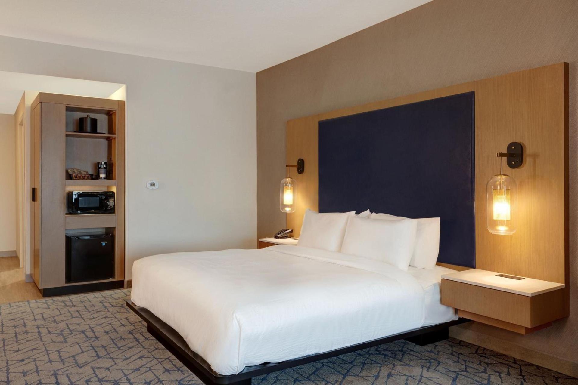 Fairfield by Marriott Inn & Suites Minneapolis Downtown photo 12