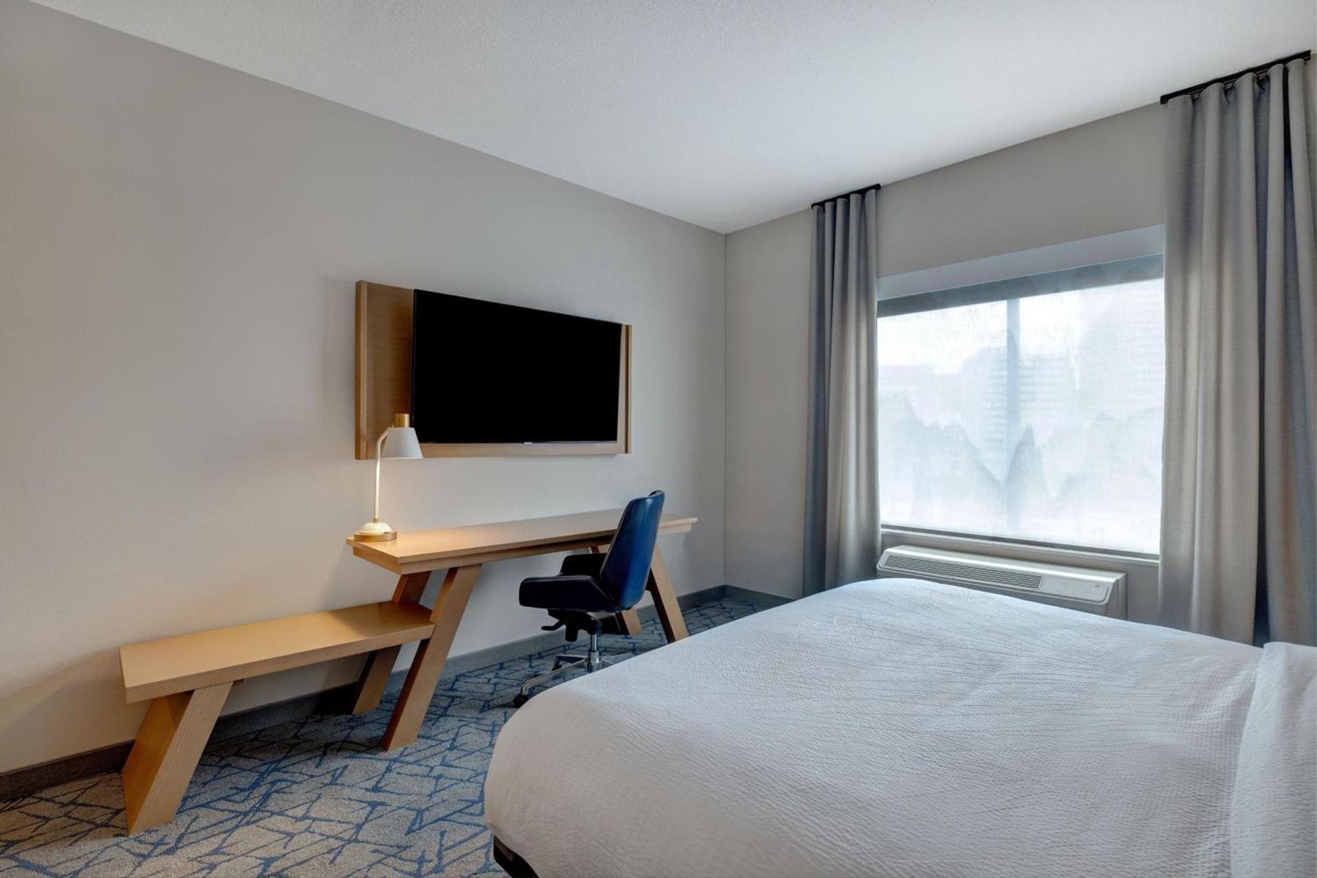 Fairfield by Marriott Inn & Suites Minneapolis Downtown photo 14