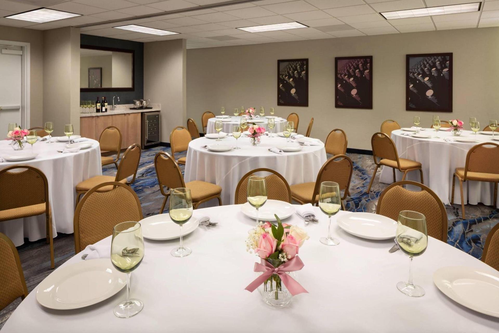 Fairfield Inn and Suites by Marriott Napa American Canyon photo 25