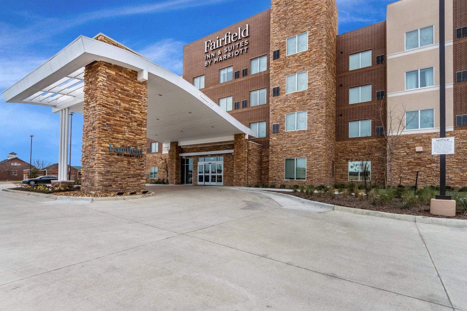 Fairfield Inn & Suites by Marriott Dallas DFW Airport North Coppell Grapevine photo 2