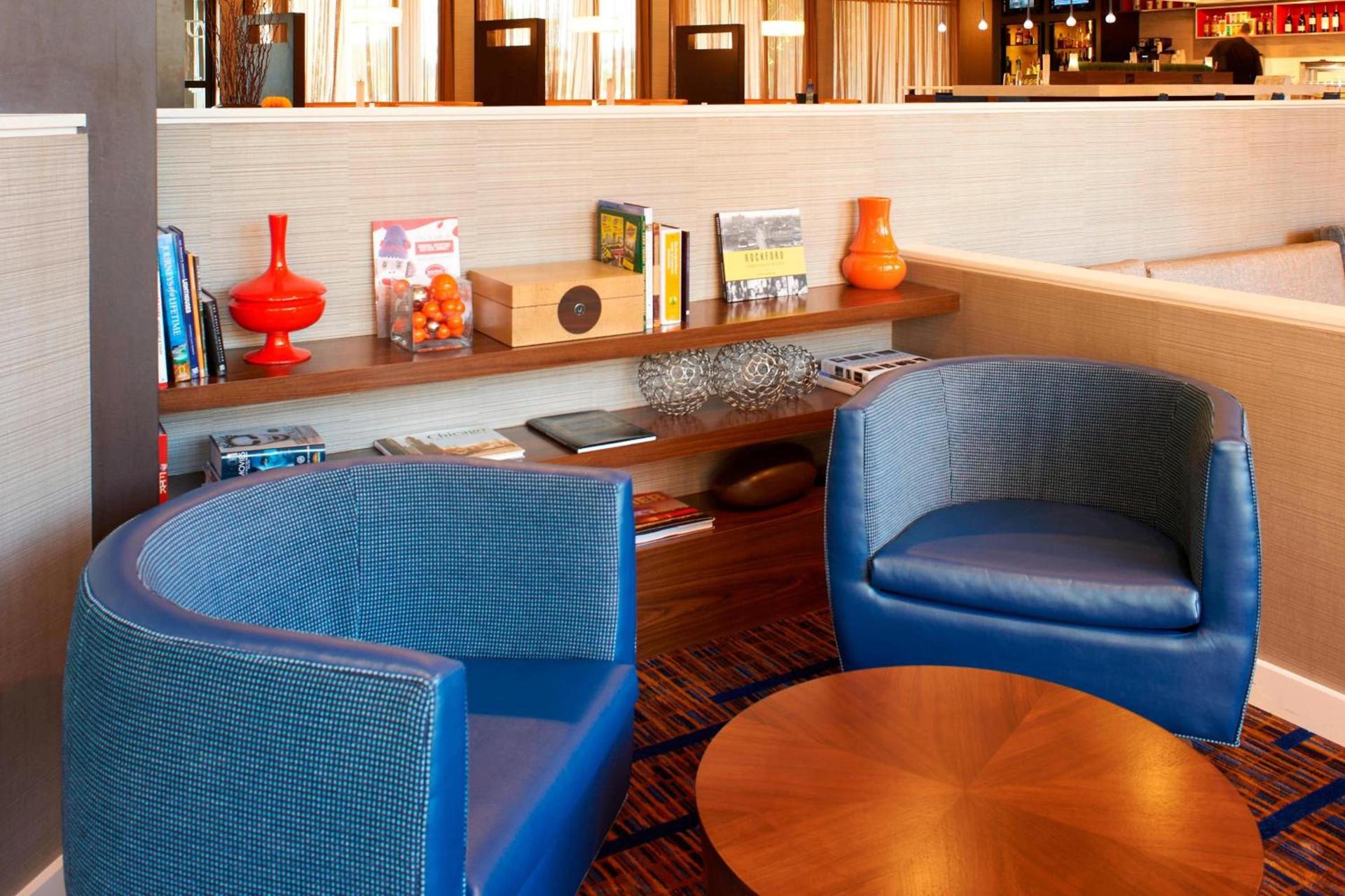 Courtyard by Marriott Rockford photo 23