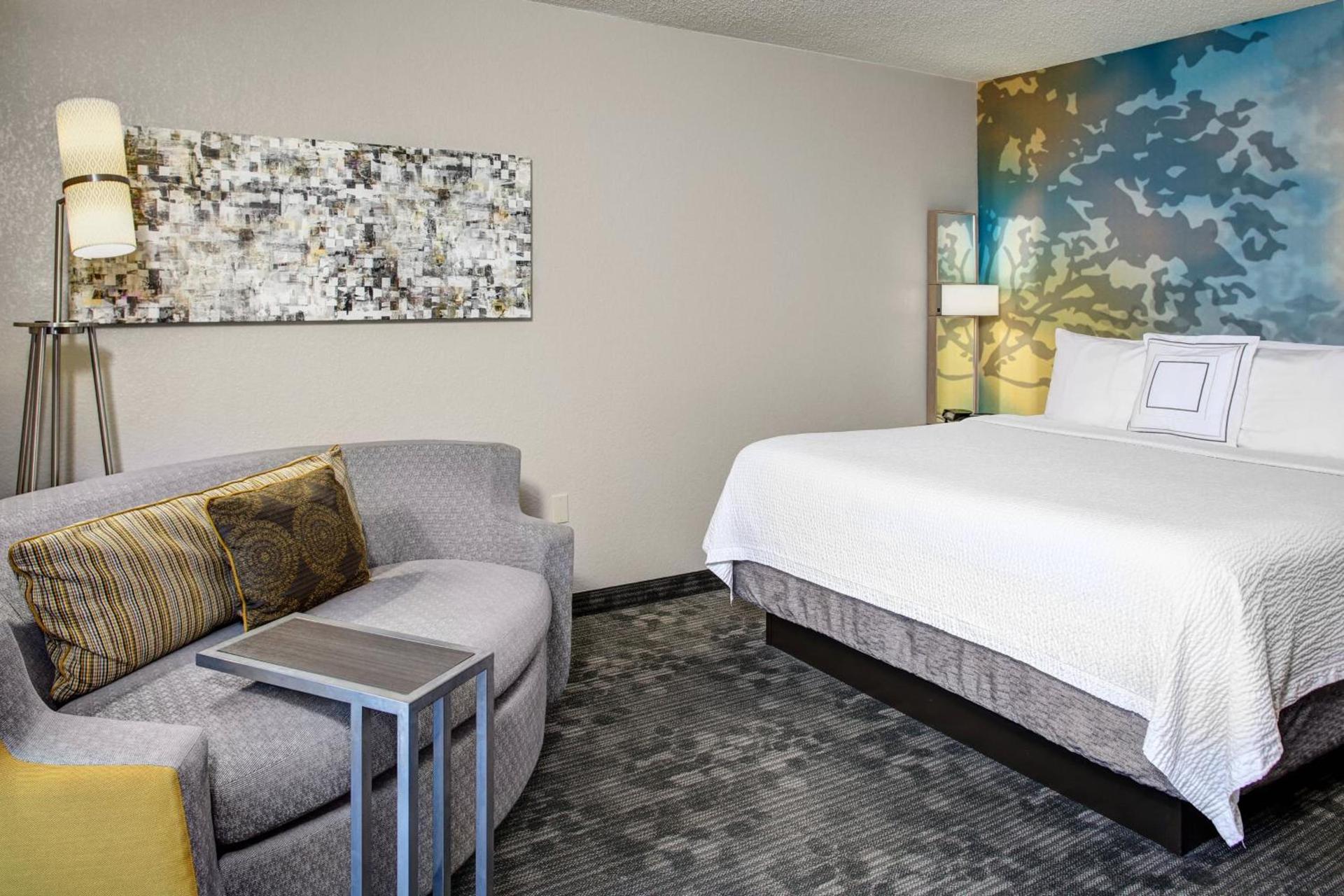 Courtyard by Marriott Cleveland Westlake photo 6