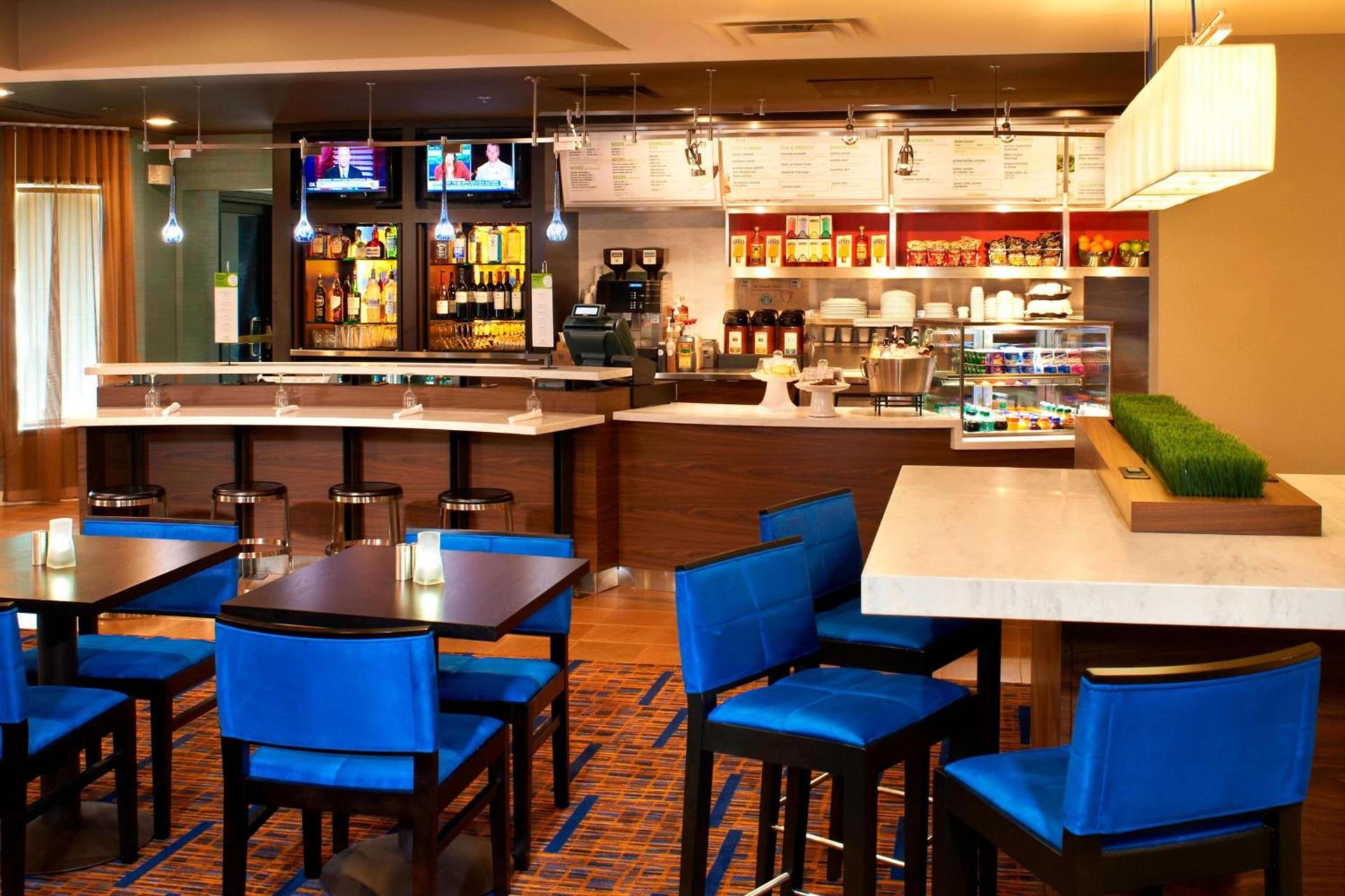 Courtyard by Marriott Cleveland Westlake photo 17