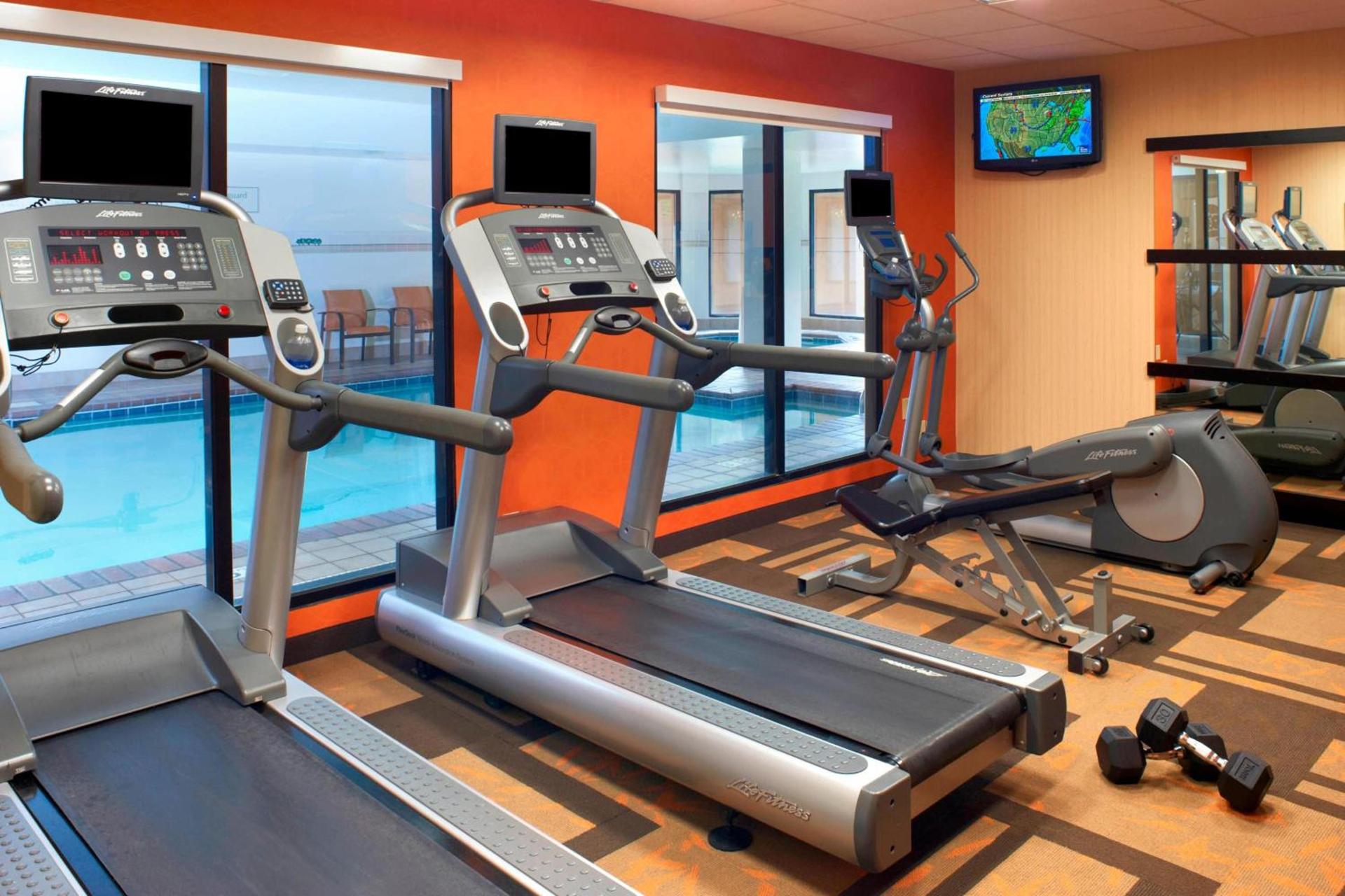 Courtyard by Marriott Cleveland Westlake photo 25