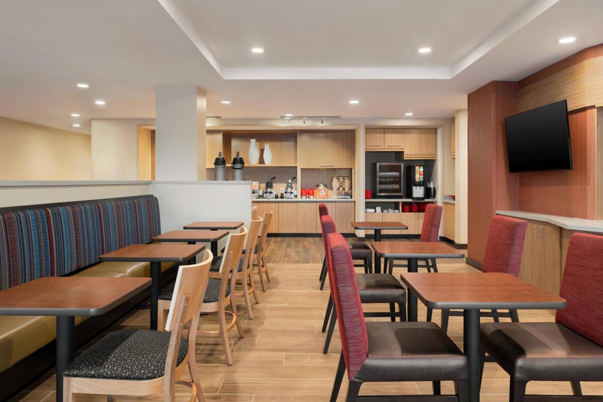TownePlace Suites by Marriott Dubuque Downtown photo 22