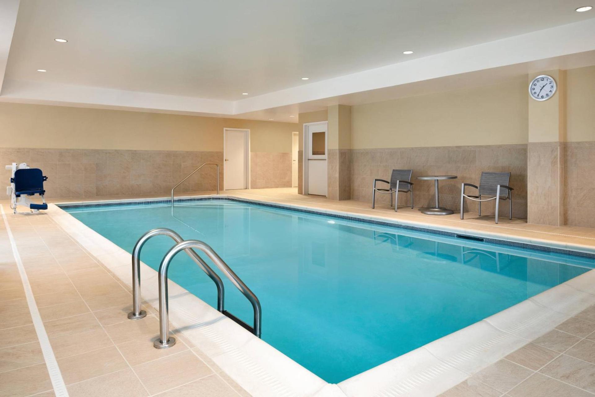 TownePlace Suites by Marriott Dubuque Downtown photo 26