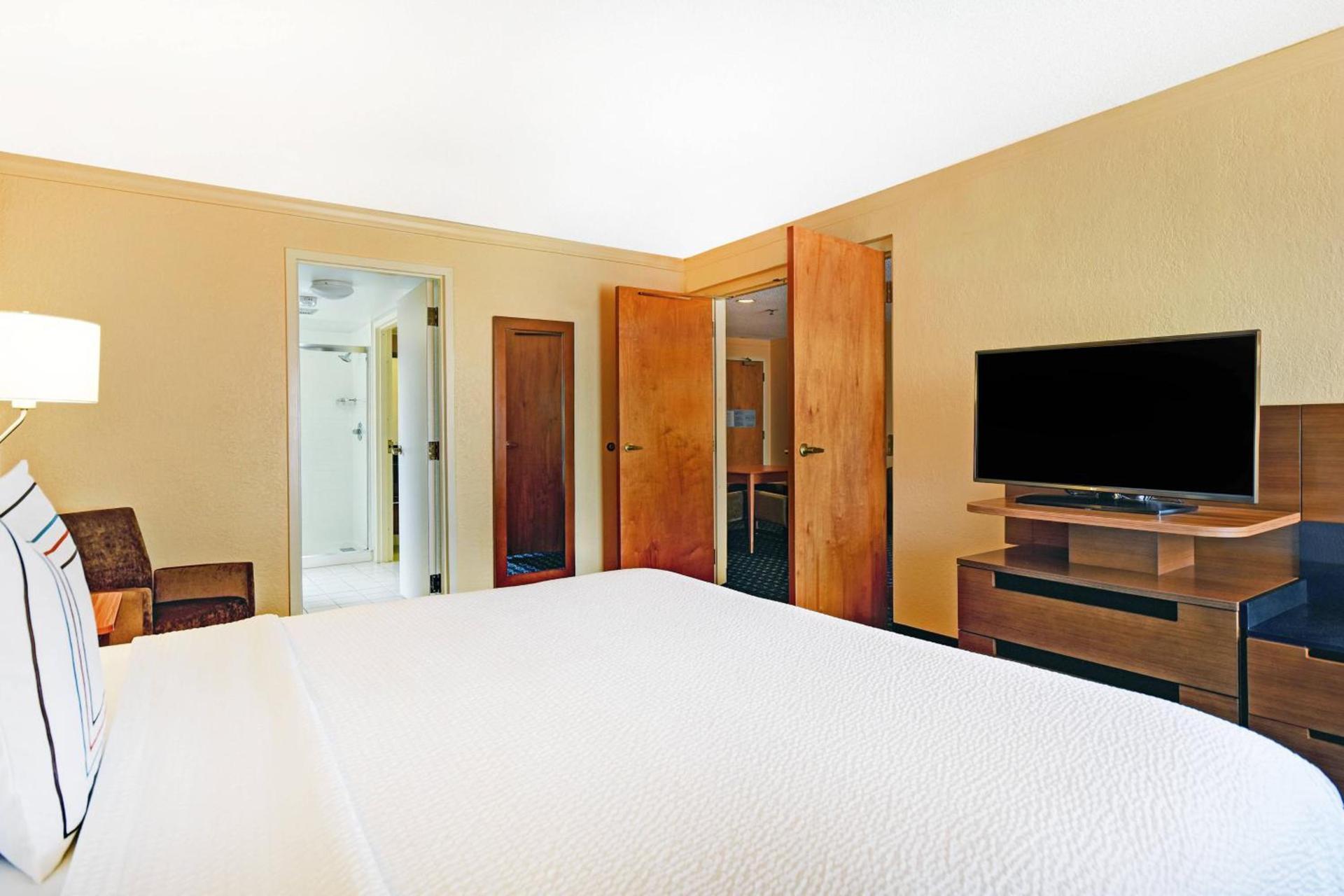 Fairfield Inn & Suites by Marriott Atlanta Vinings/Galleria photo 17