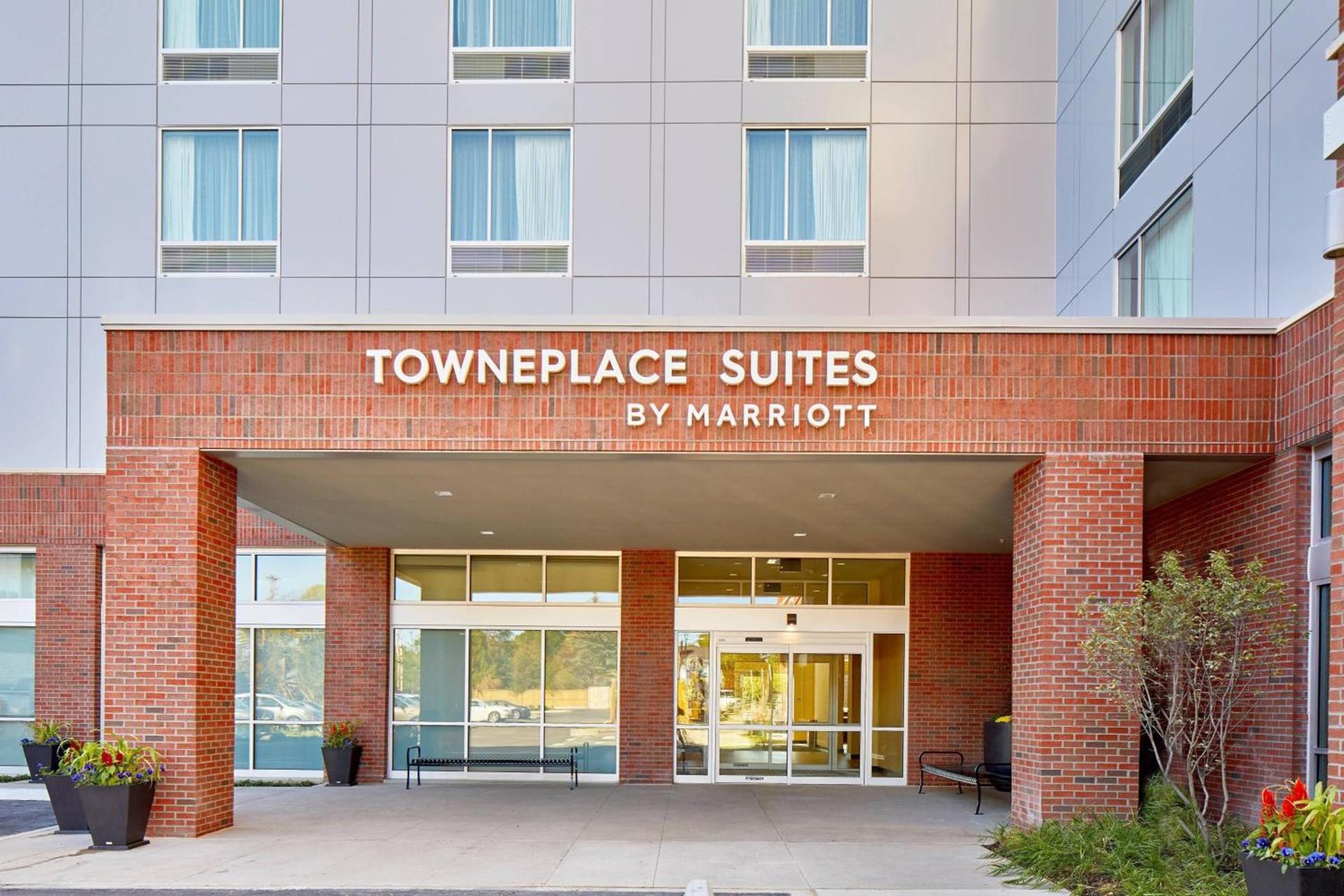 TownePlace Suites by Marriott Columbus North - OSU photo 2
