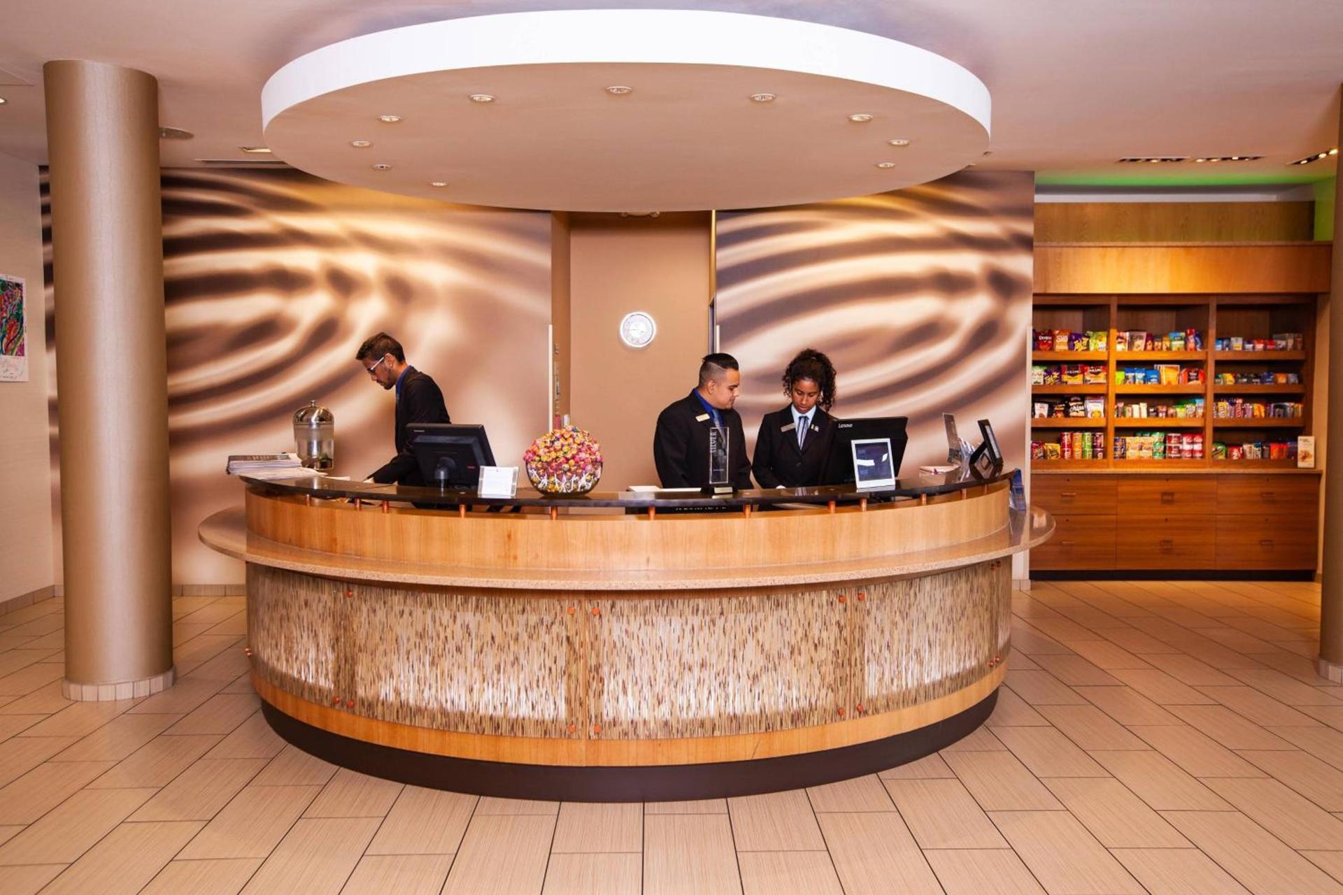SpringHill Suites by Marriott Wenatchee photo 2