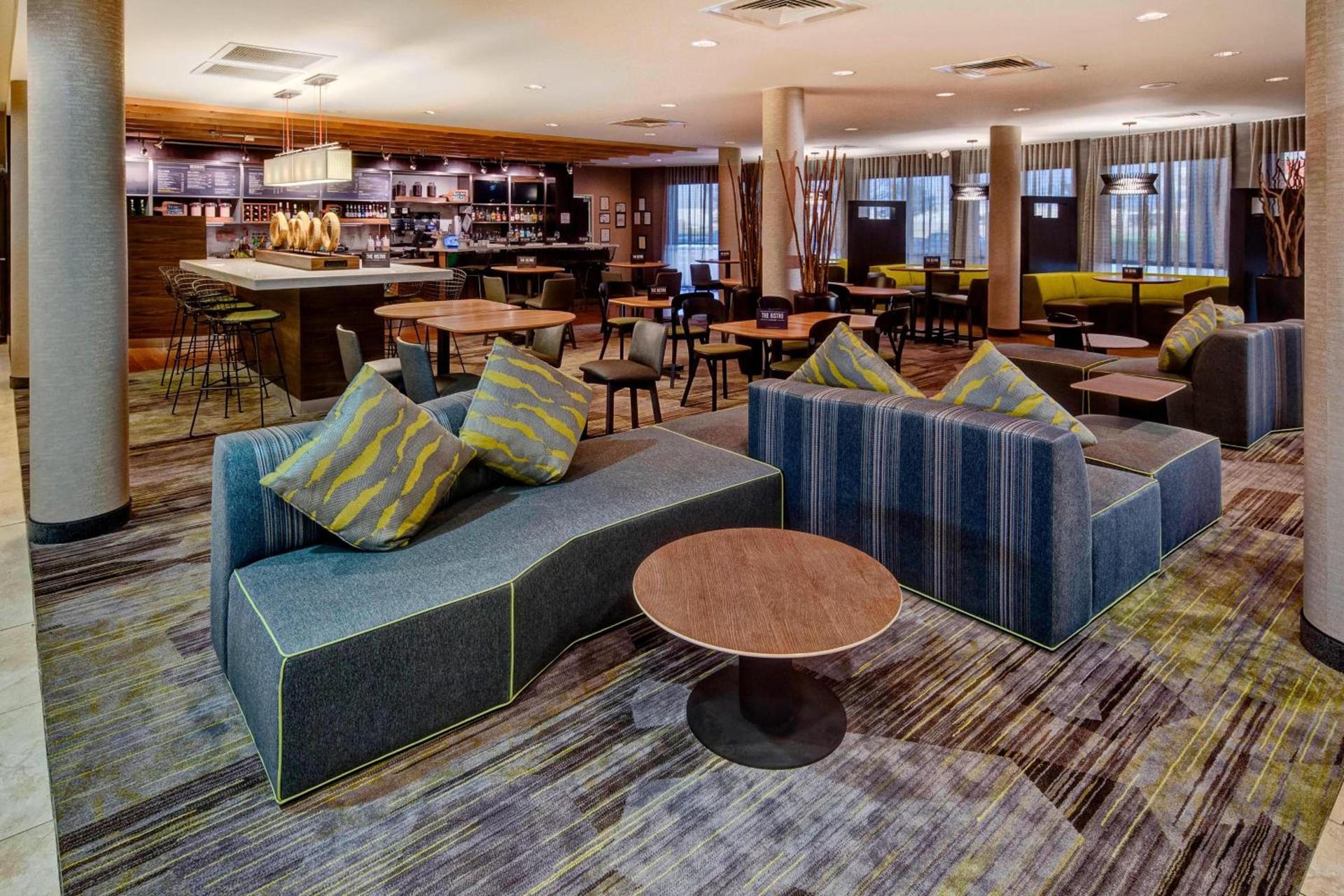 Courtyard by Marriott Alexandria photo 26