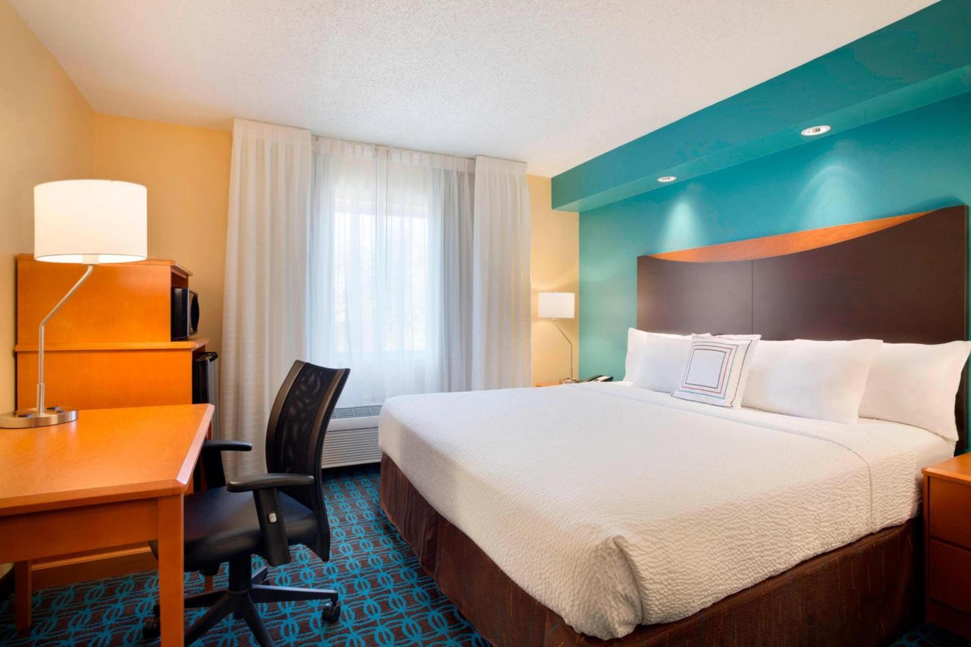 Fairfield Inn & Suites Fort Worth University Drive photo 11