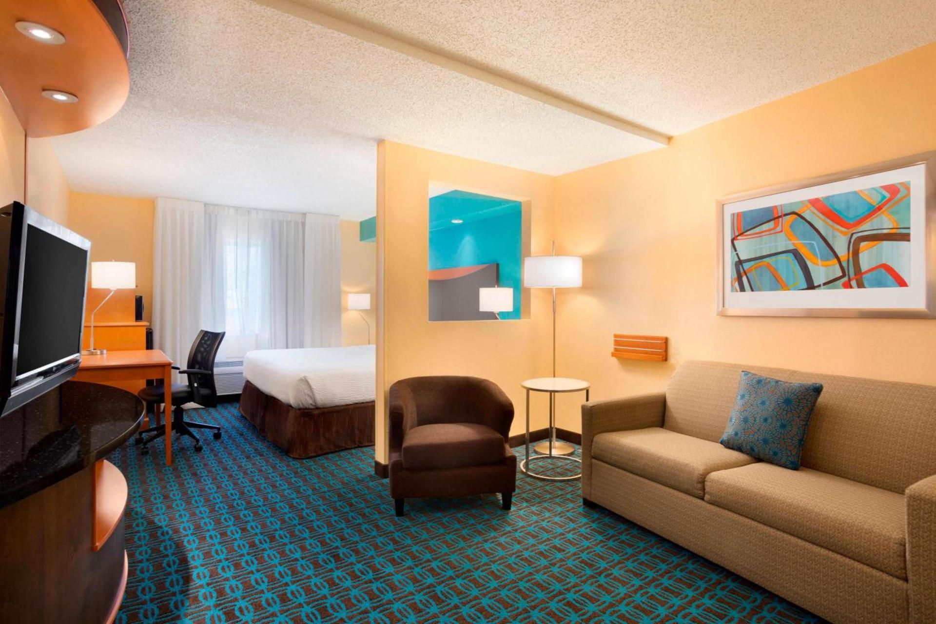 Fairfield Inn & Suites Fort Worth University Drive photo 13
