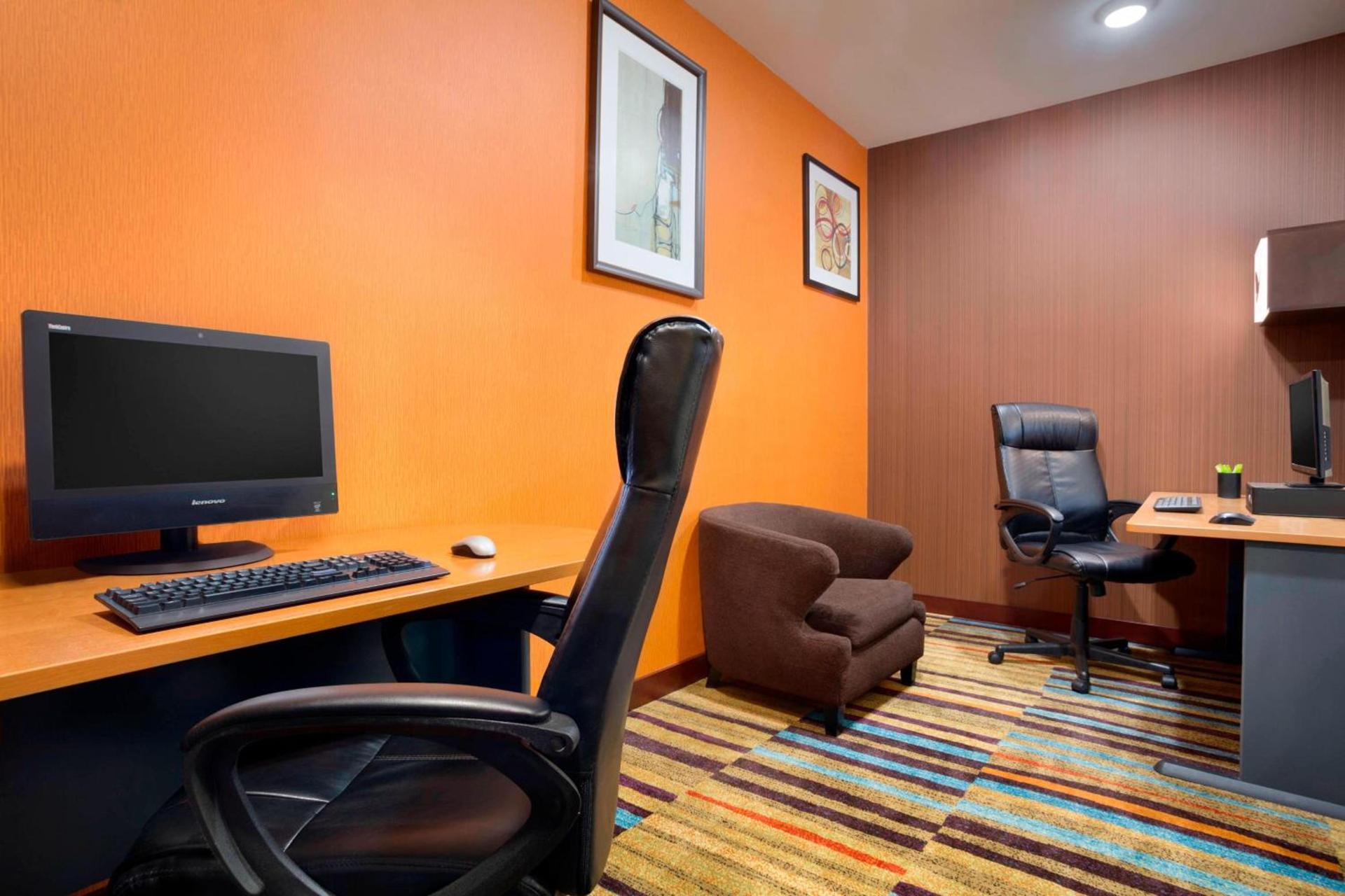 Fairfield Inn & Suites Fort Worth University Drive photo 14