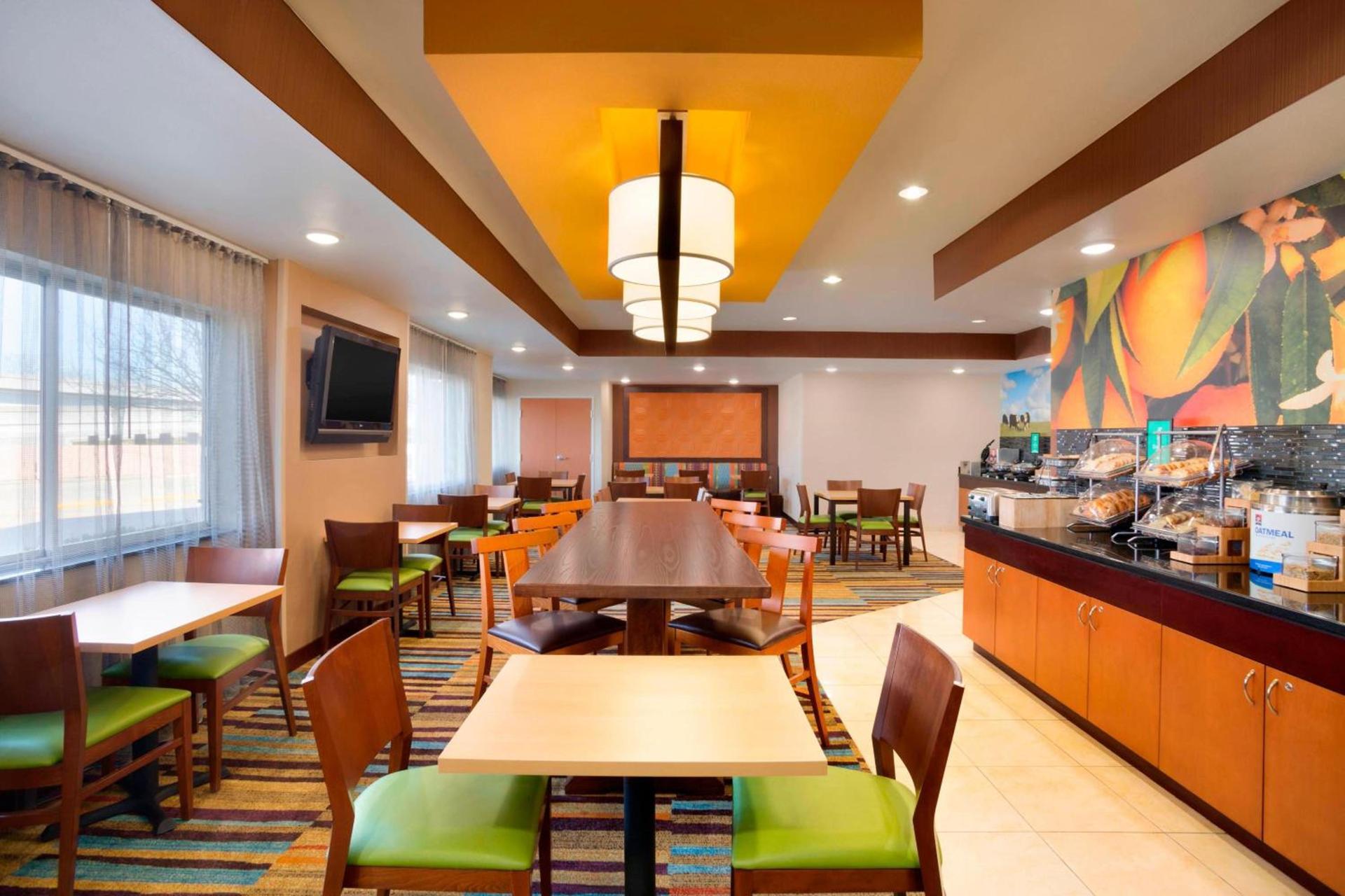 Fairfield Inn & Suites Fort Worth University Drive photo 16