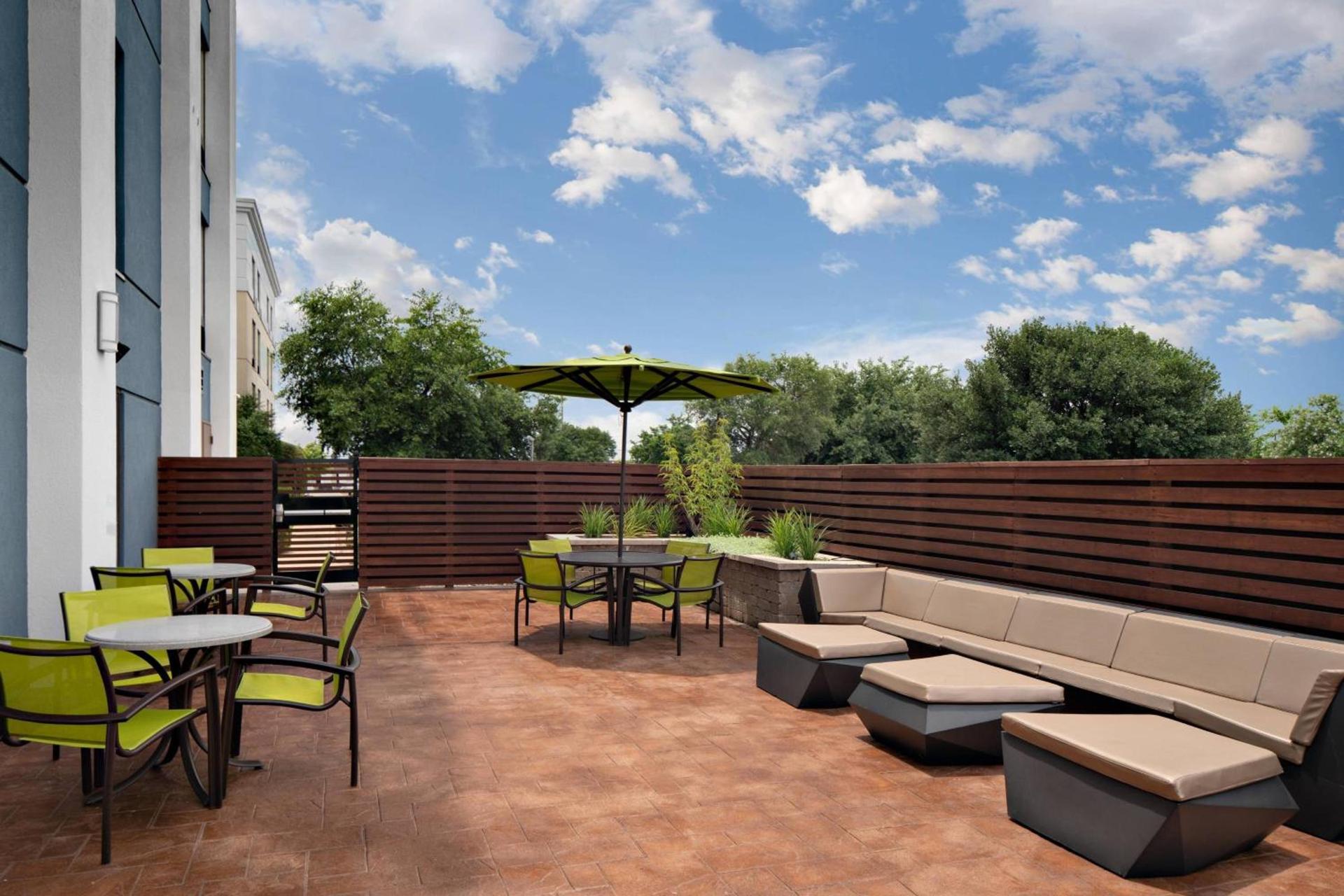 SpringHill Suites Austin Round Rock photo 7