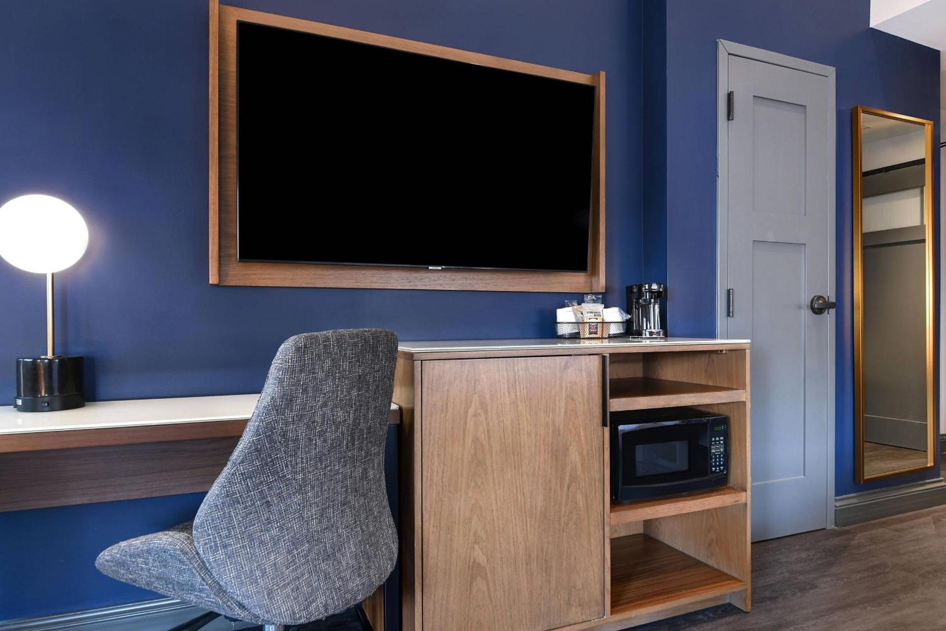 Courtyard by Marriott Cincinnati Downtown photo 11