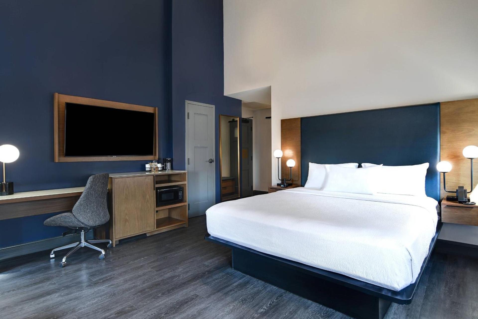 Courtyard by Marriott Cincinnati Downtown photo 10