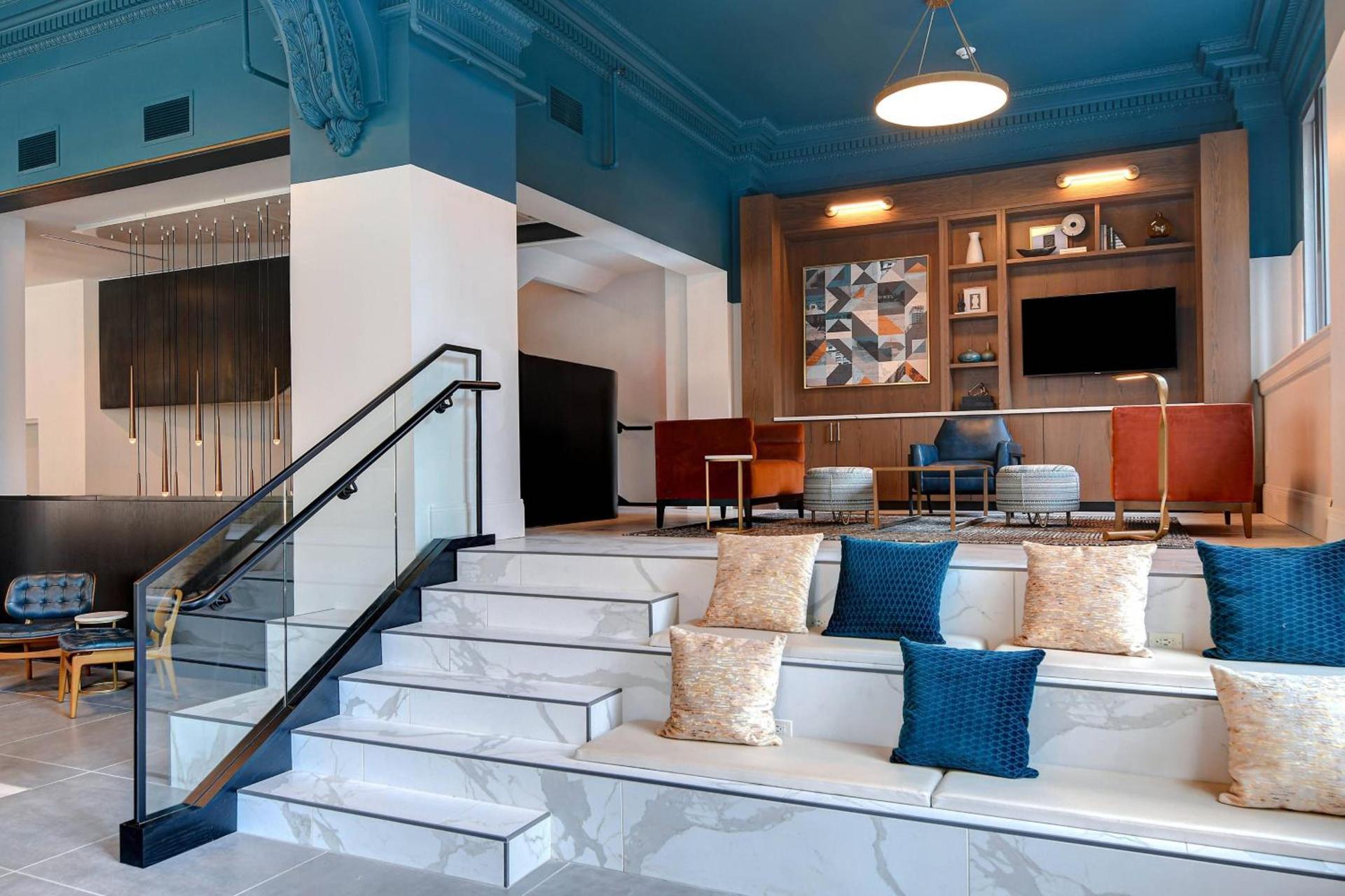 Courtyard by Marriott Cincinnati Downtown photo 31