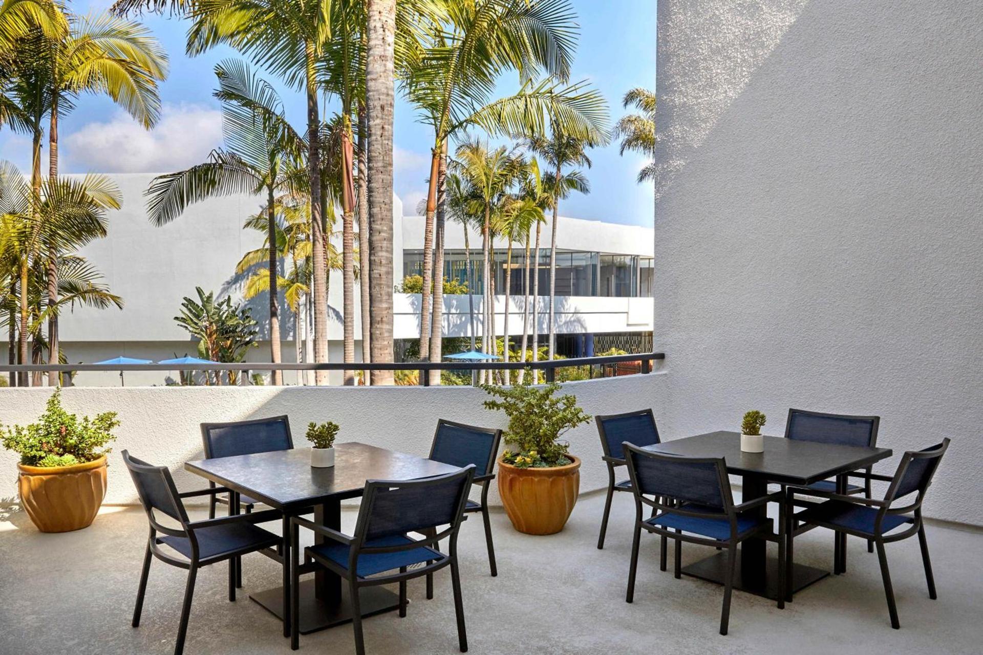 Ventura Beach Marriott photo 33