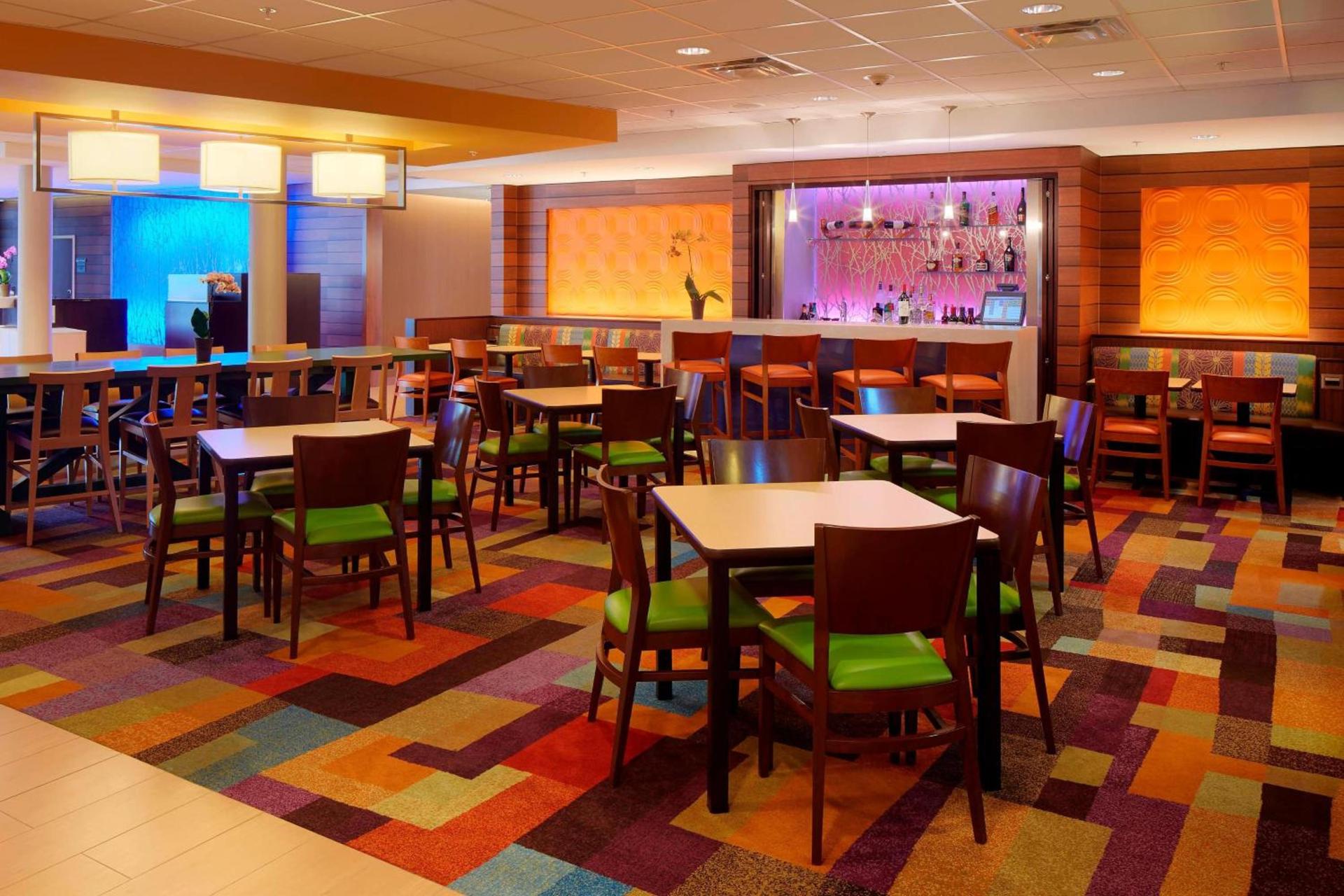 Fairfield Inn & Suites by Marriott Springfield Northampton/Amherst photo 11