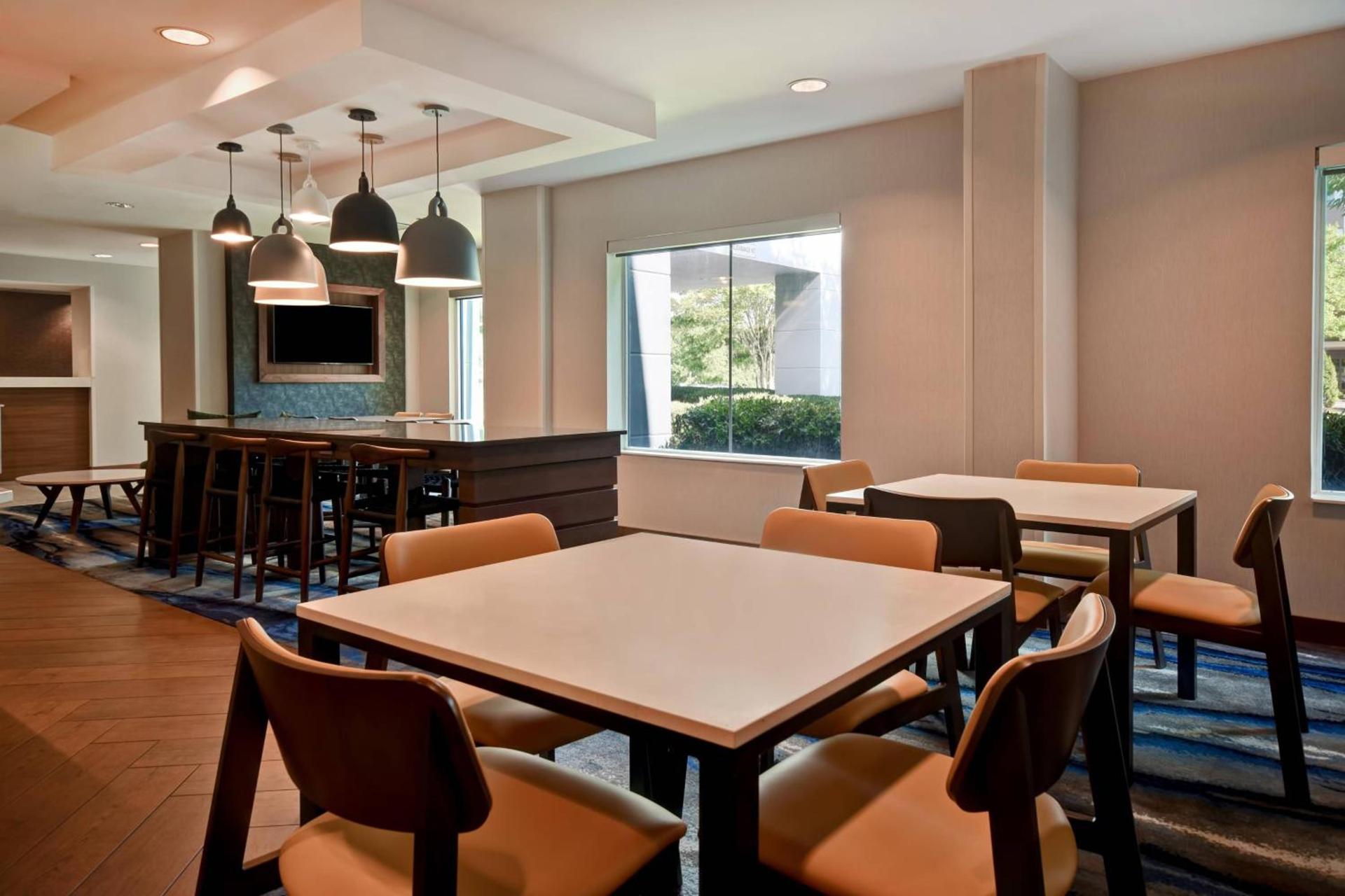 Fairfield Inn & Suites by Marriott Atlanta Kennesaw photo 5