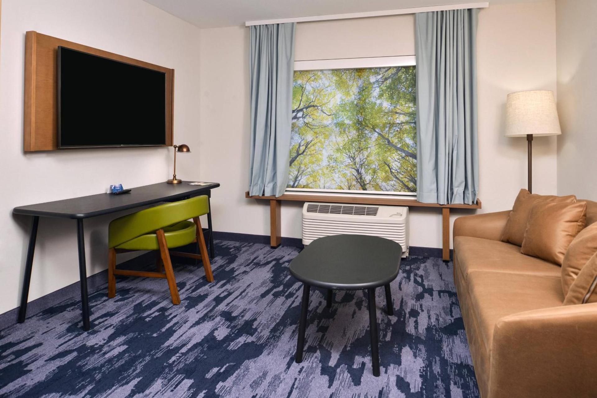 Fairfield Inn & Suites by Marriott Canton photo 17