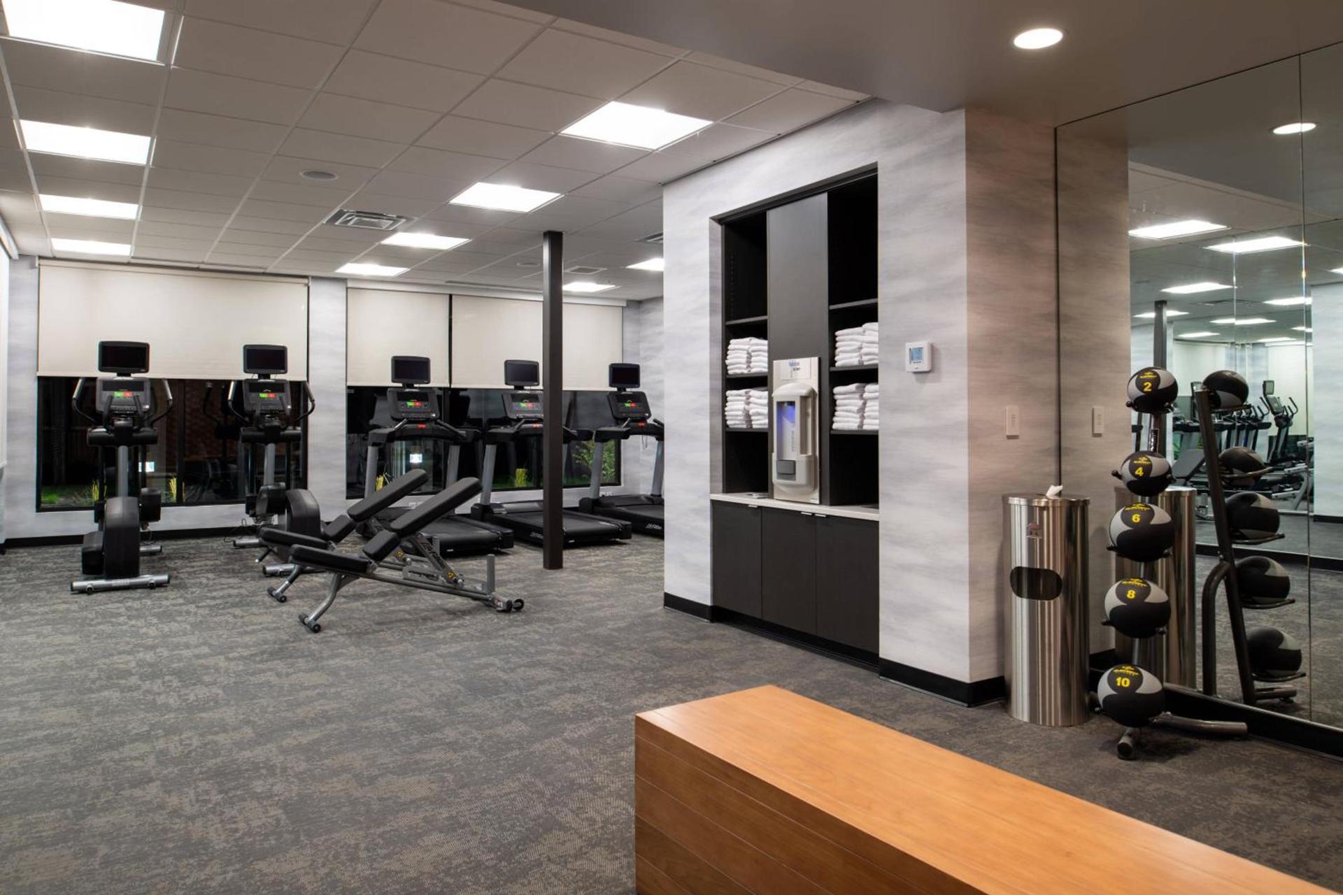 Fairfield Inn & Suites by Marriott Canton photo 29