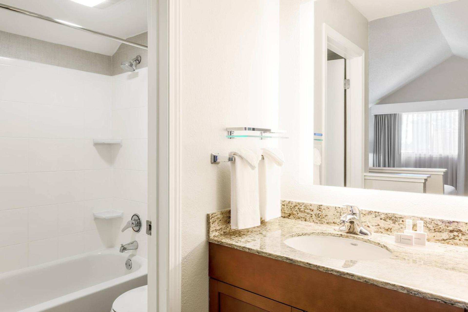 Residence Inn by Marriott Atlanta Cumberland/Galleria photo 9