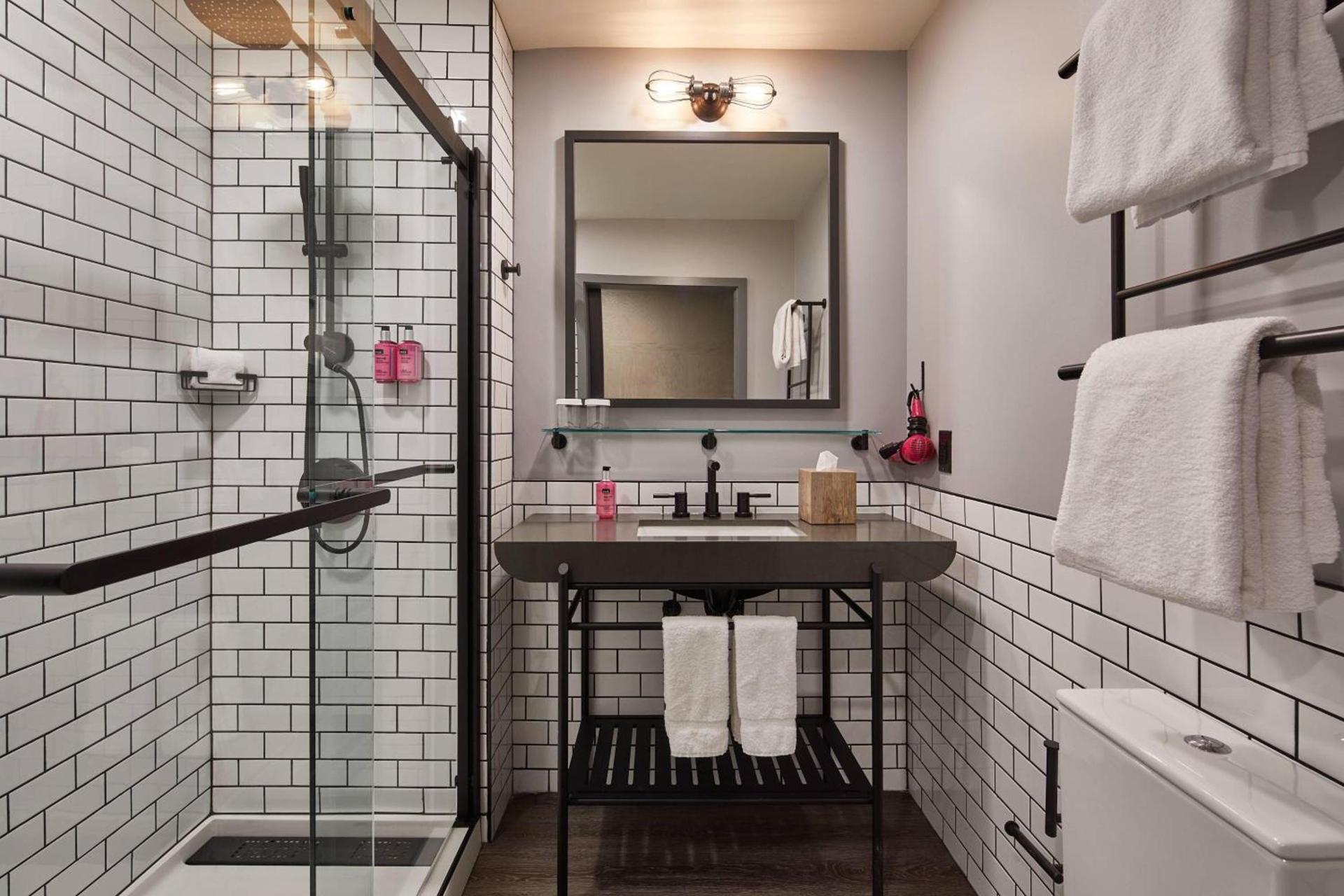 Moxy Atlanta Midtown photo 22