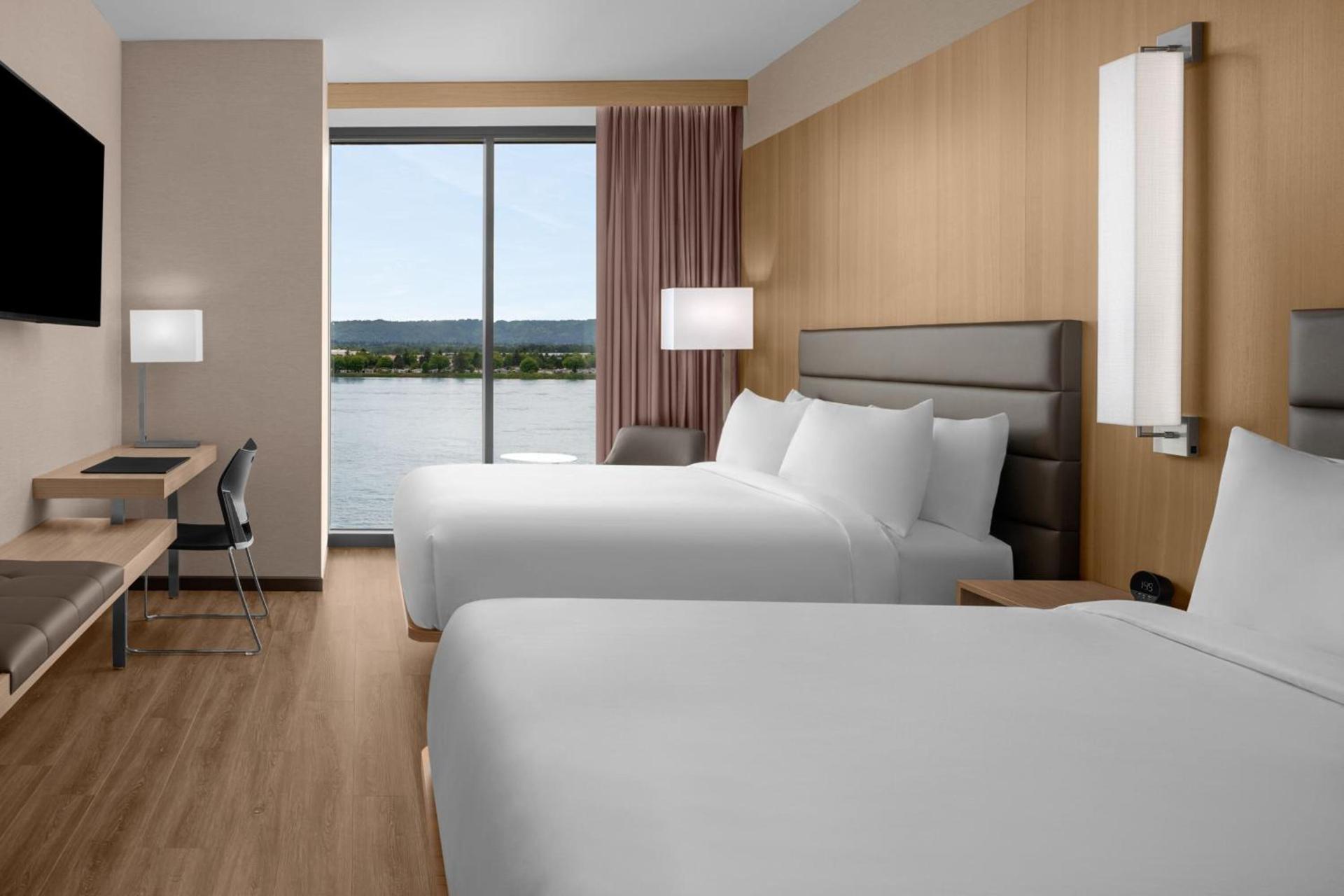 AC Hotel by Marriott Vancouver Waterfront photo 4