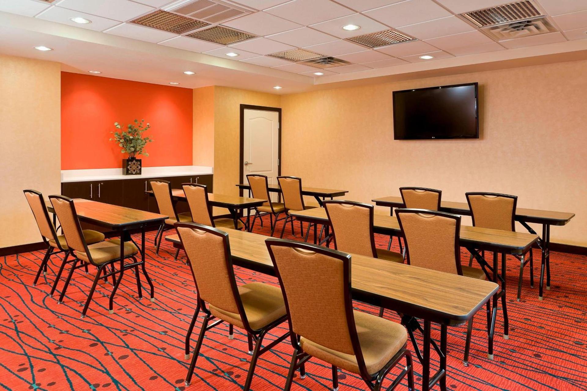 Residence Inn Bismarck North photo 20